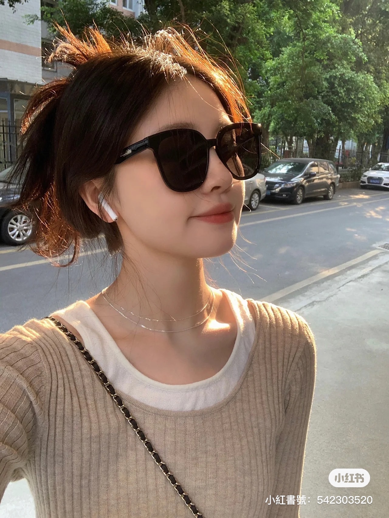 弧度顯瘦墨鏡（兩色）