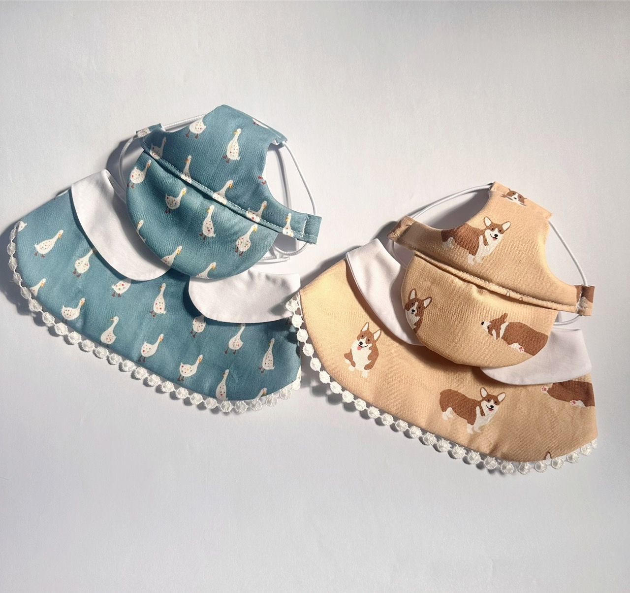 寵物蕾絲點點圍兜