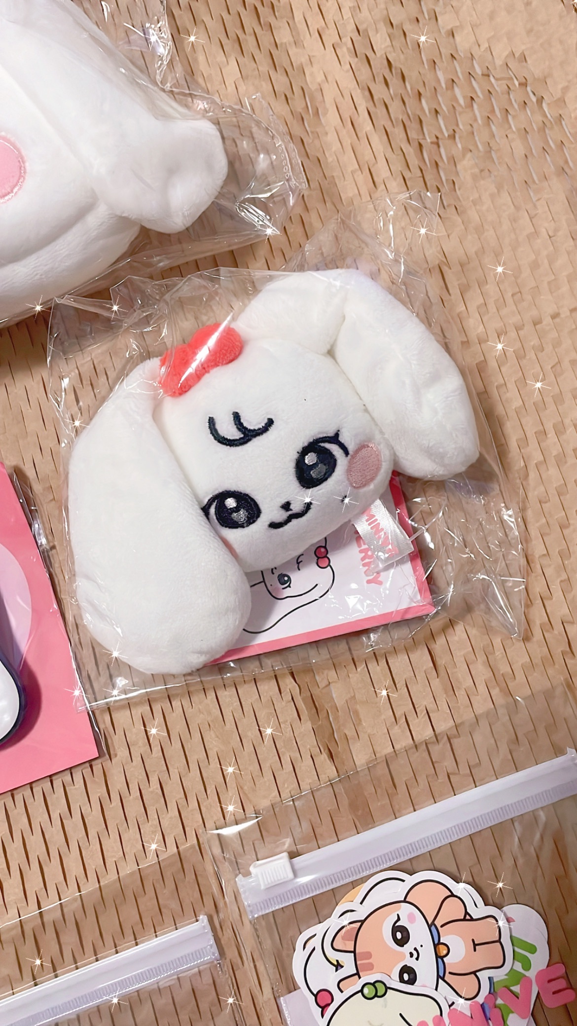 IVE 週邊娃娃鑰匙圈