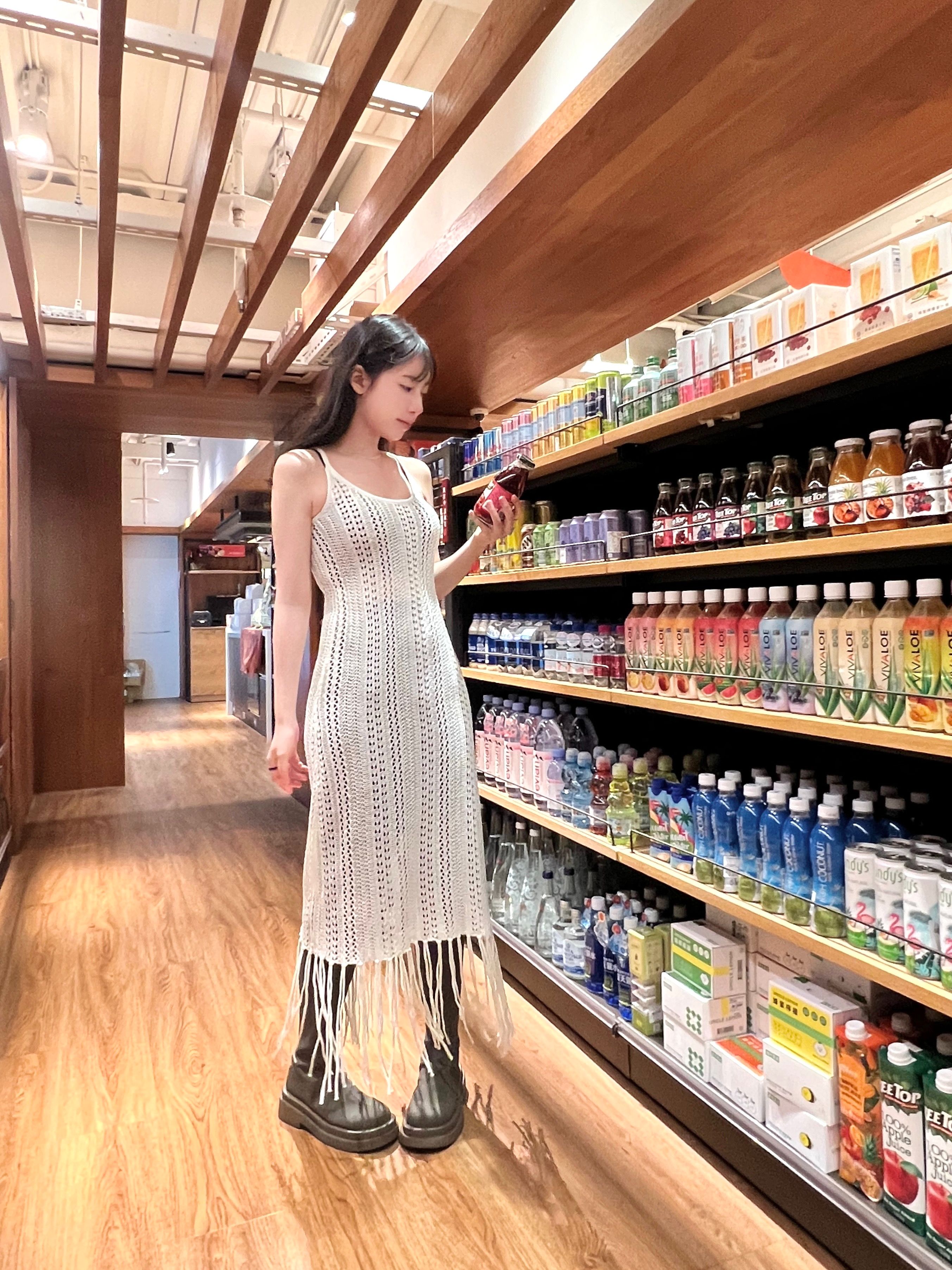 JOINI雕花簍空流蘇洋裝