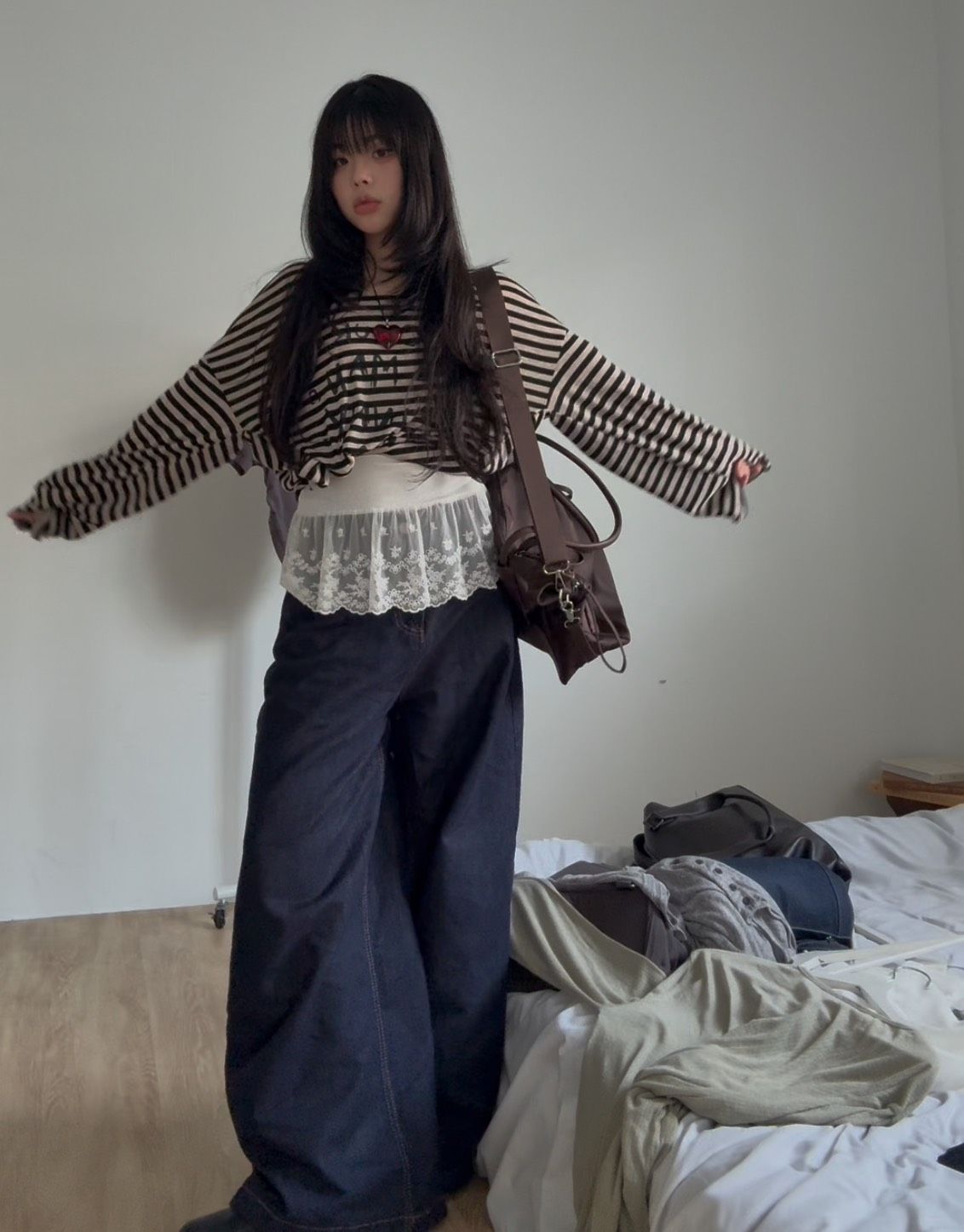 預售 落地深藍牛仔寬褲（推!!!時髦精必買）