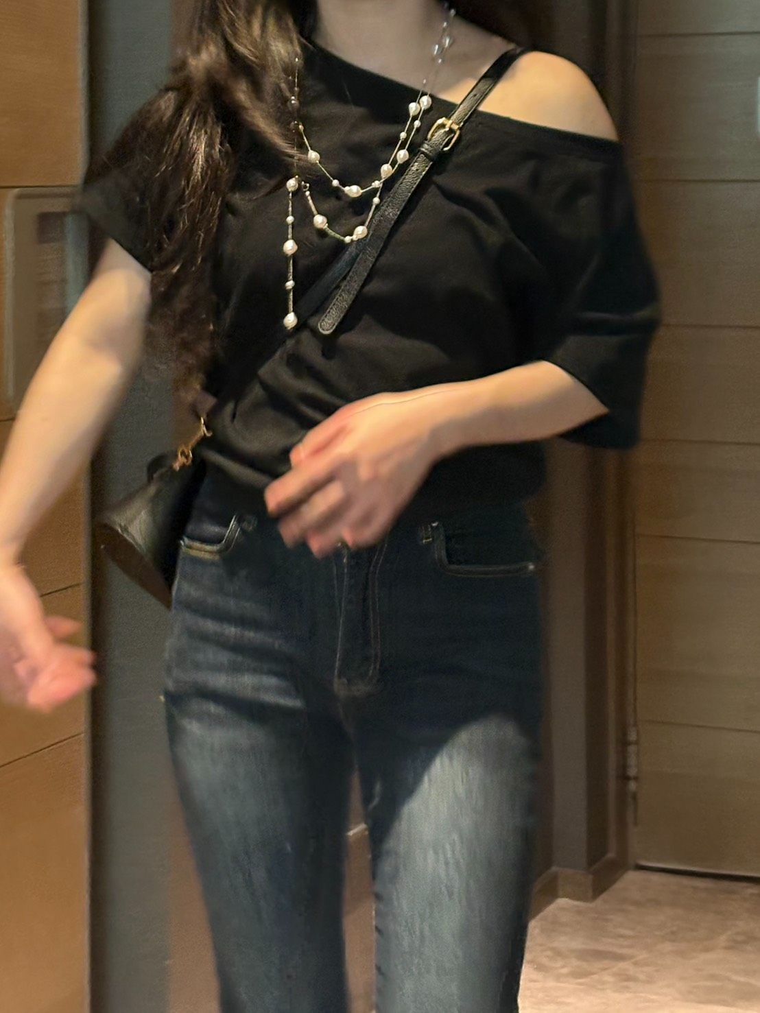 預售 斜肩上衣（售完不補）