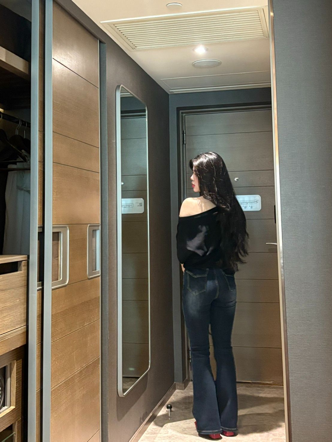 預售 強推!!顯身材微提臀喇叭褲