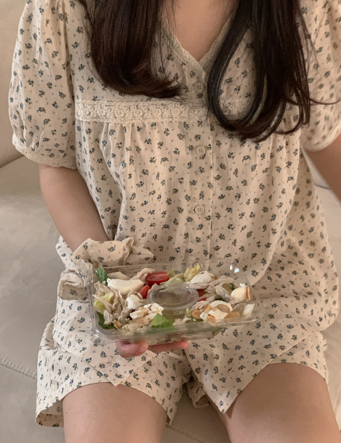 J’eu V領花卉套裝 ops 다프네 스크런치 반팔 파자마세트