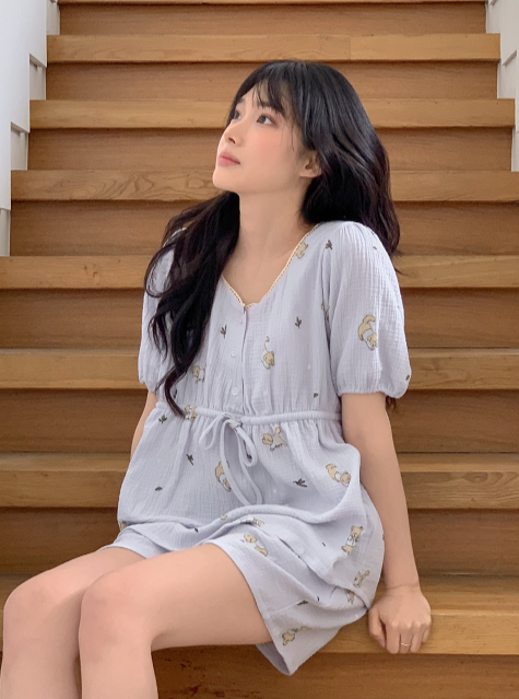 J’eu 로맨틱 모카 요루면 반팔 파자마 잠옷 세트 2color