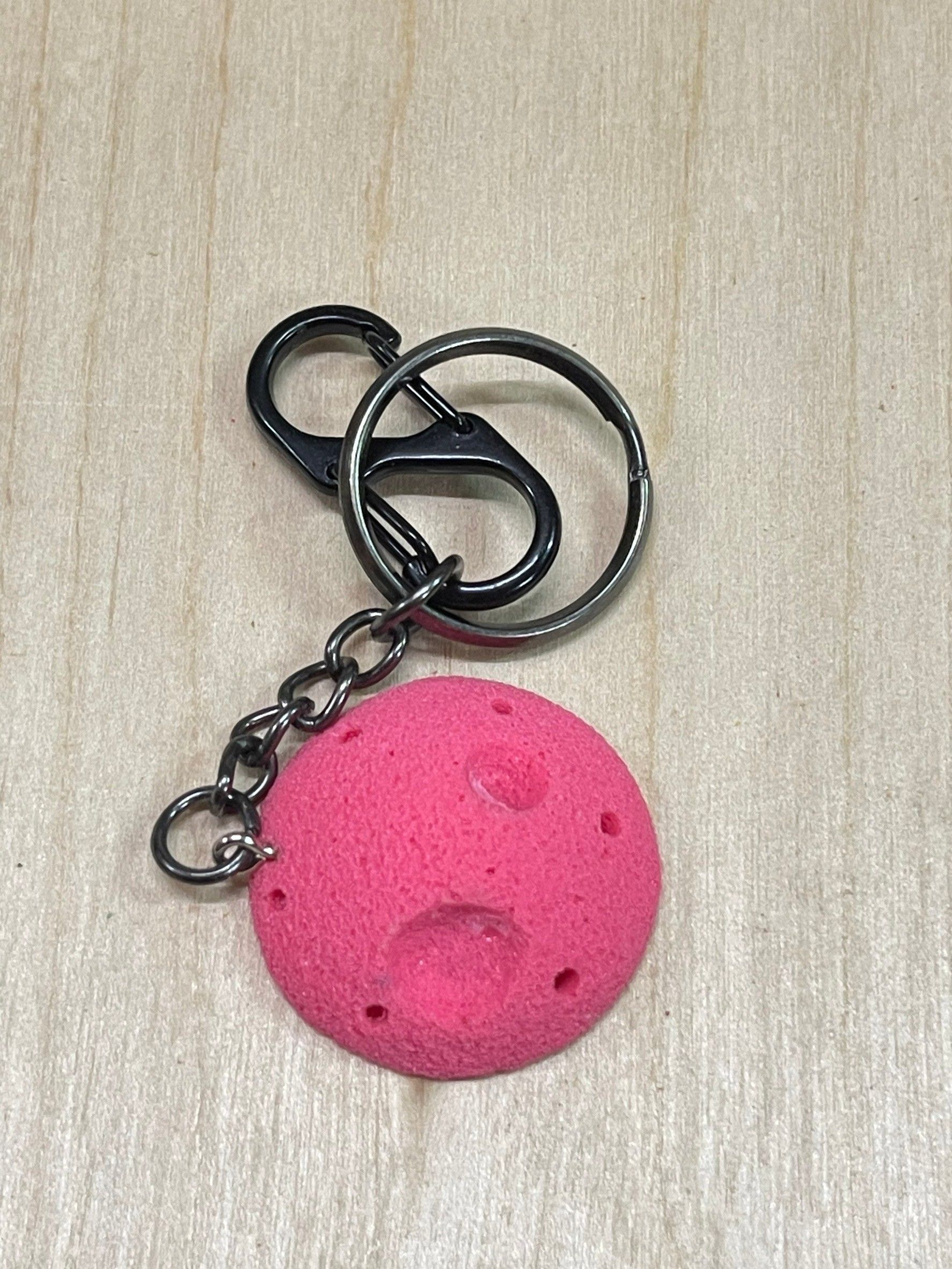 鑰匙圈-月球表面-是指洞還是pinch-選手1-攀岩-岩塊