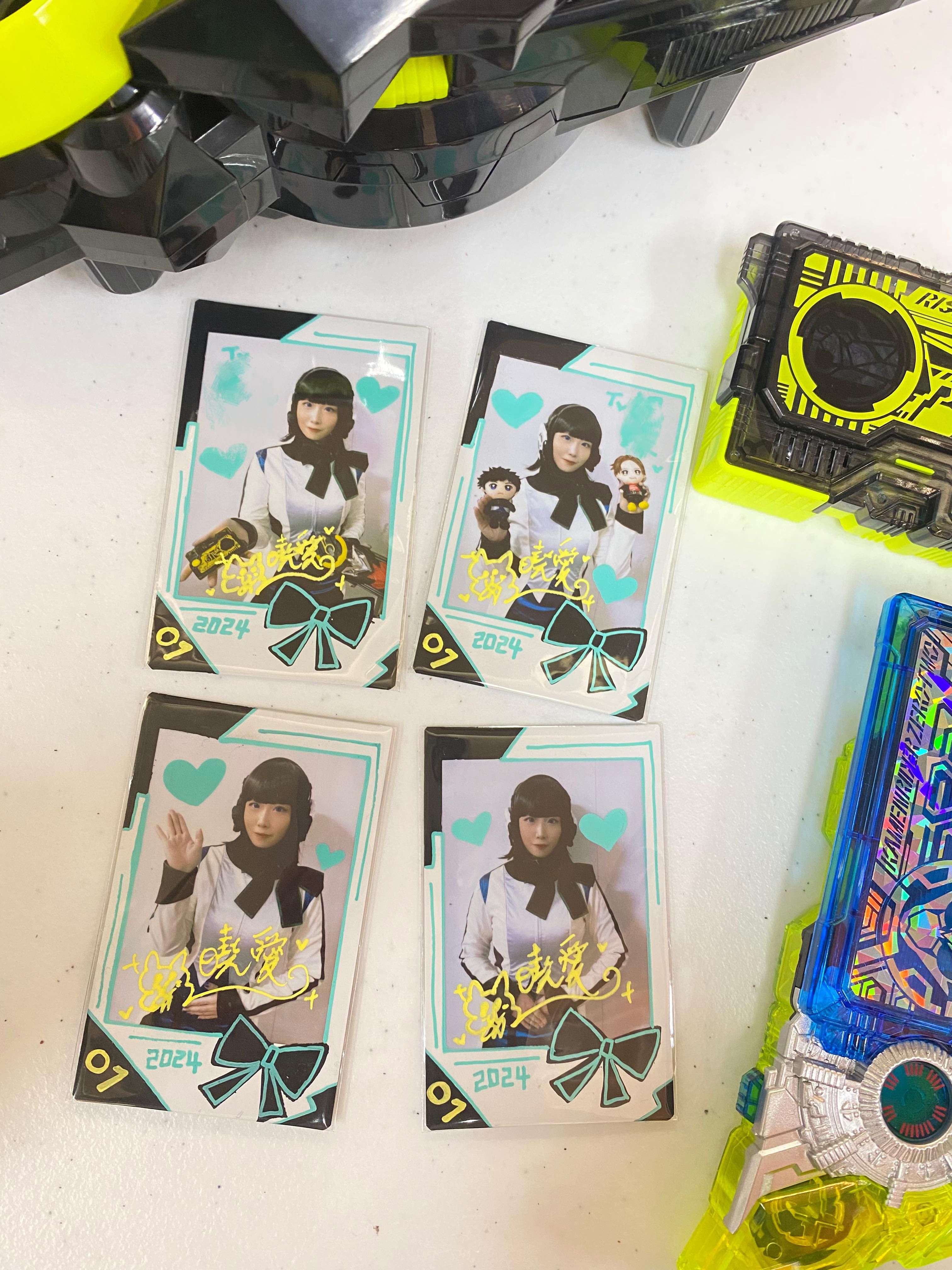 （賣完  已絕版）曉愛✦ 假面騎士 01 伊茲  拍立得  手繪拍立得 （照片隨機 首圖繪圖為範例 純手繪）