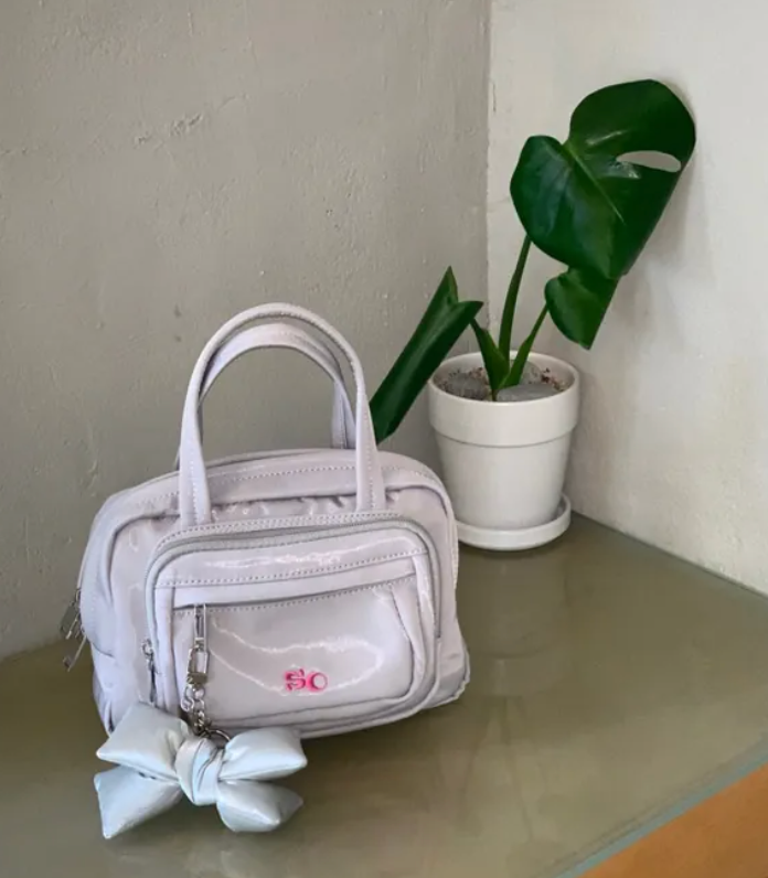 Standoil  Pocket Tote Bag
