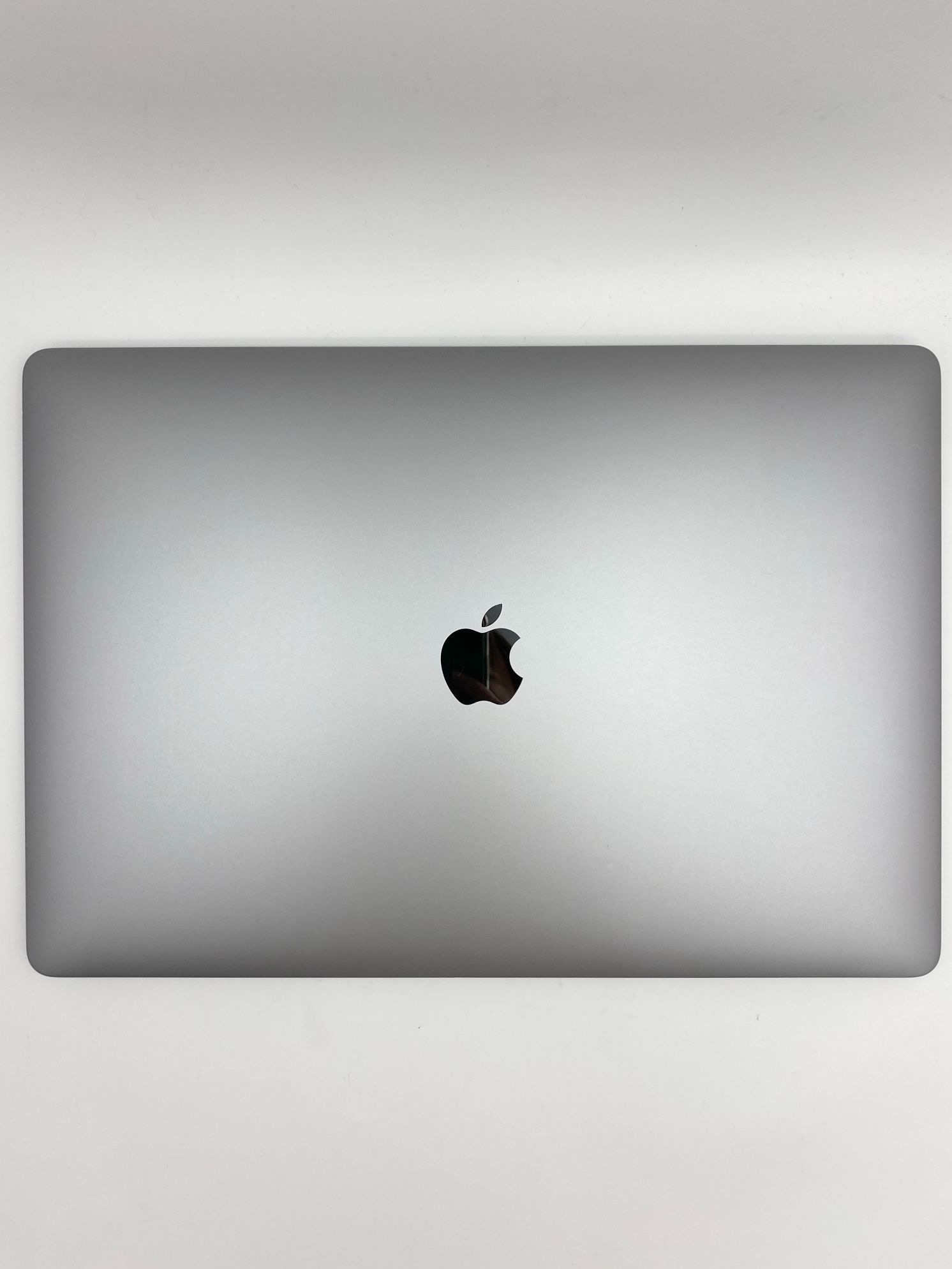 MacBook Pro 15＂ 2019（4TB3 TouchBar）[Core i9-2.3 GHz]