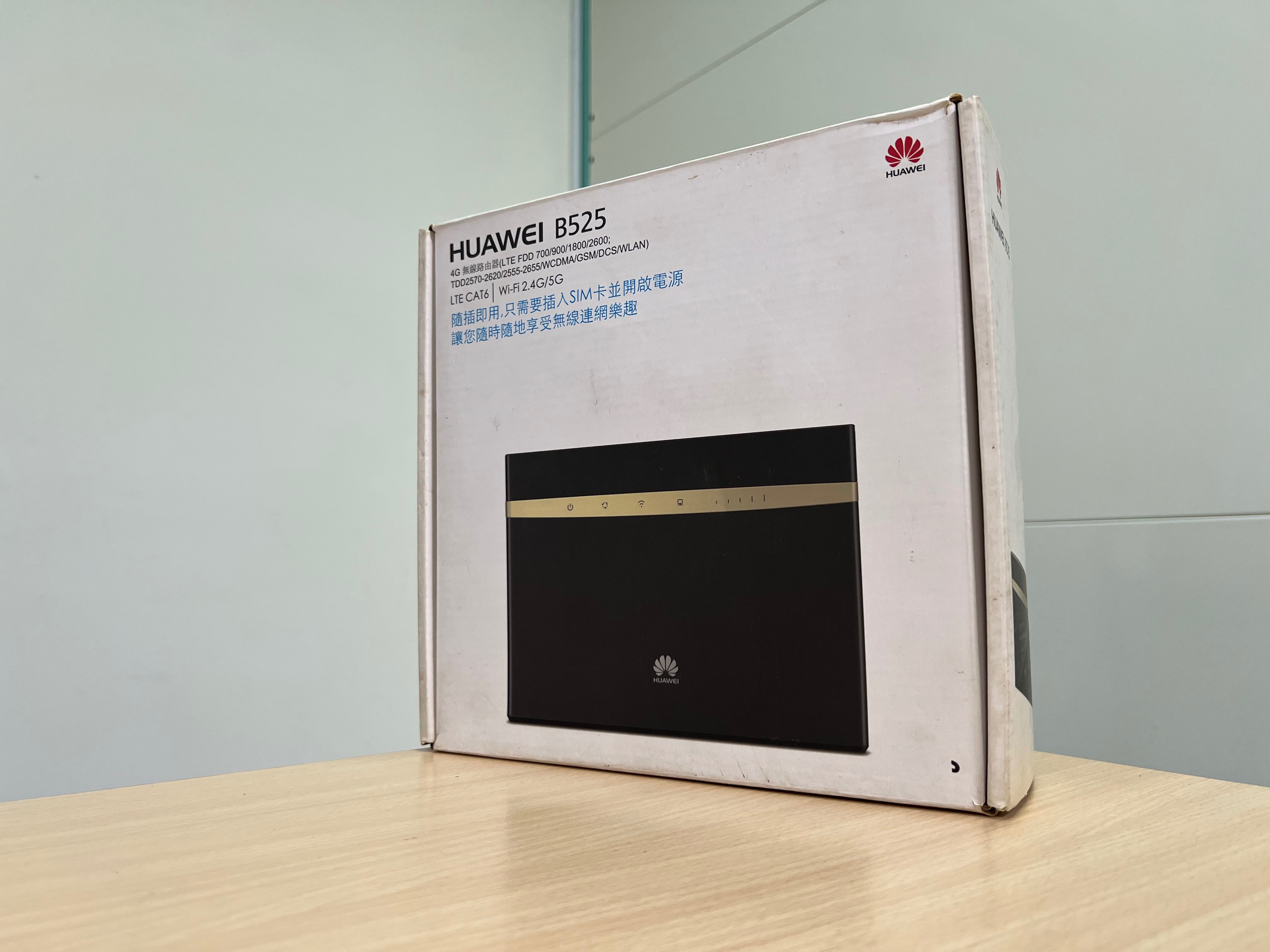 HUAWEI 華為 B525s-65a台版 4G 2CA LTE Wifi分享器 路由器 行動網路 插sim卡上網