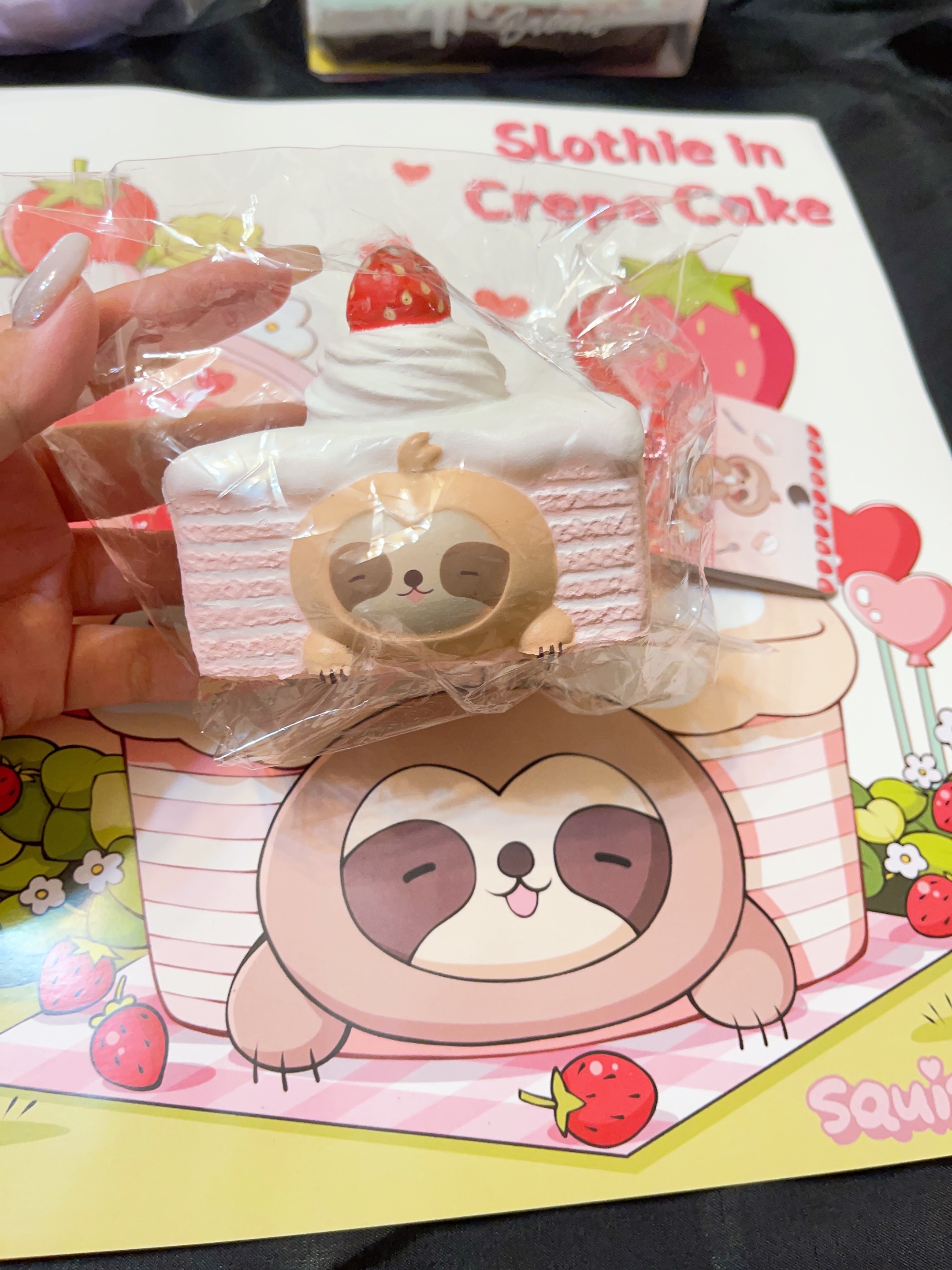 Squishyholic 小樹懶草莓千層蛋糕