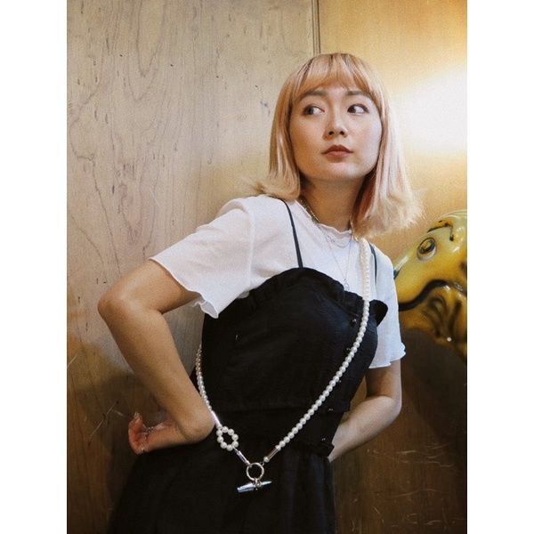 豬肉小姐 復古  春夏 彈性 領袖下擺領木耳邊造型紫 黑 白色內搭衣 內搭短袖上衣 微短版木耳領上衣 層次穿搭  半透式