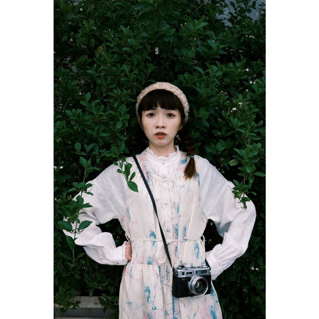 豬肉小姐 日系 春夏 文藝 文青 水墨 潑墨感 杏色 滑面 無袖凉感洋裝