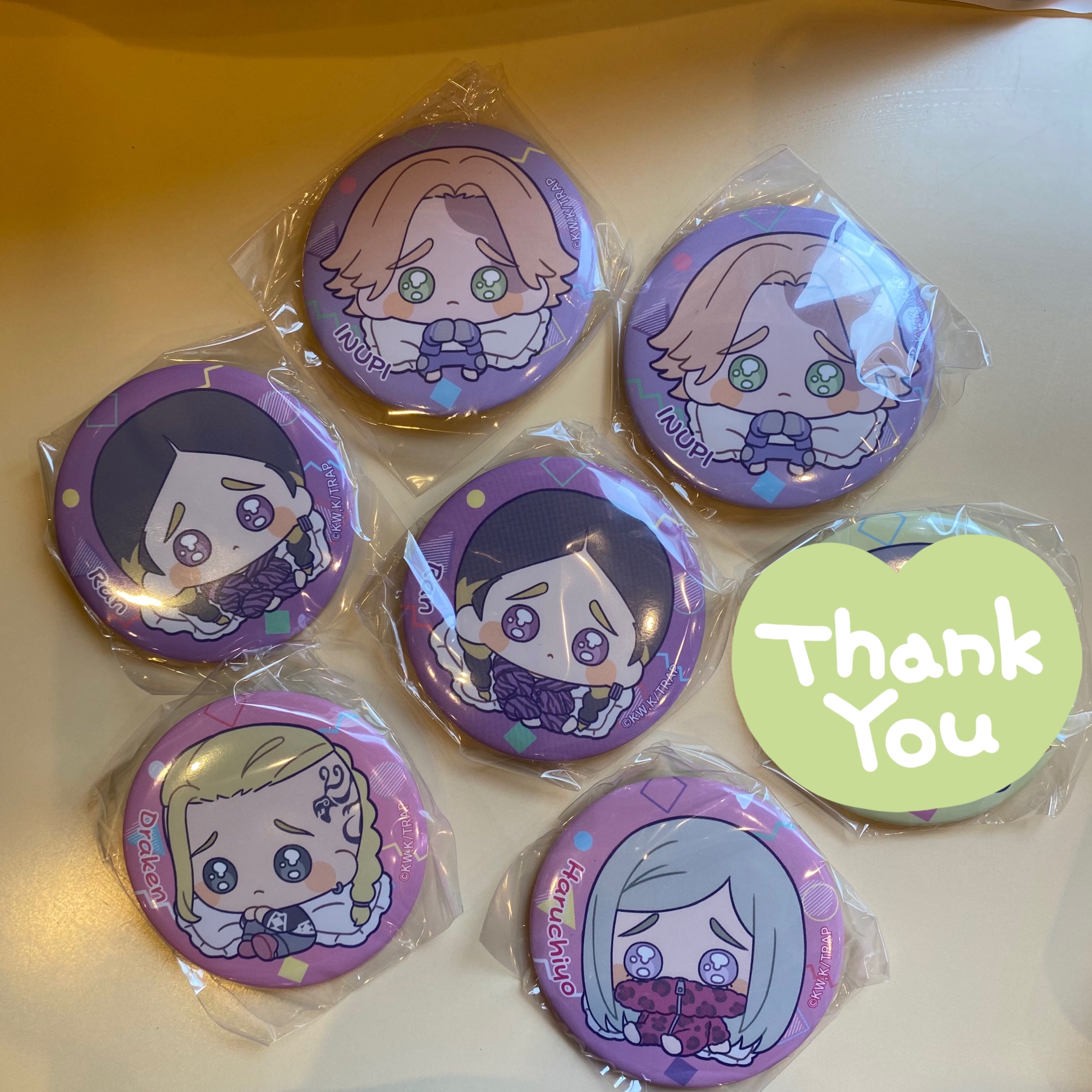 東卍ぴえん徽章