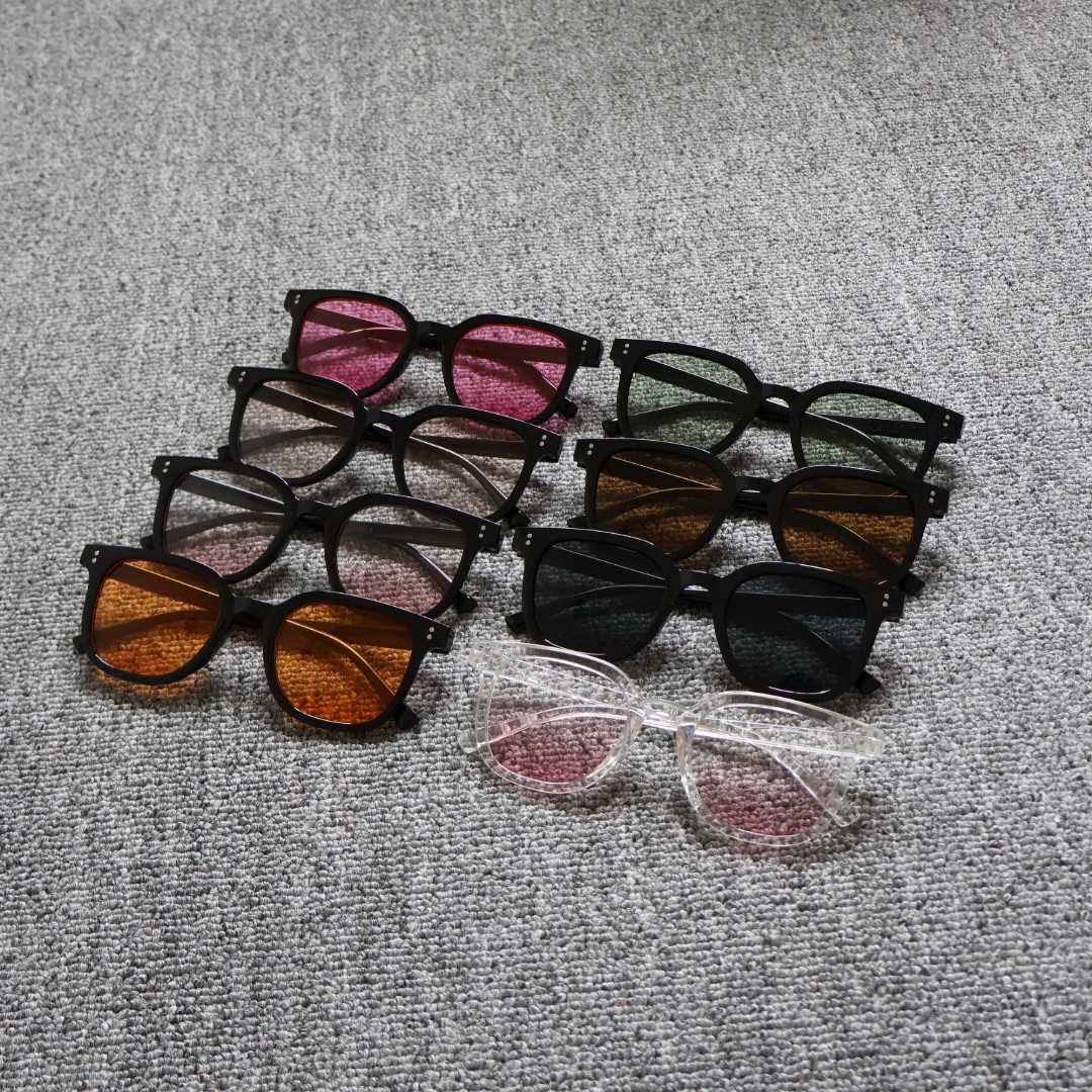 夏季必備多色墨鏡