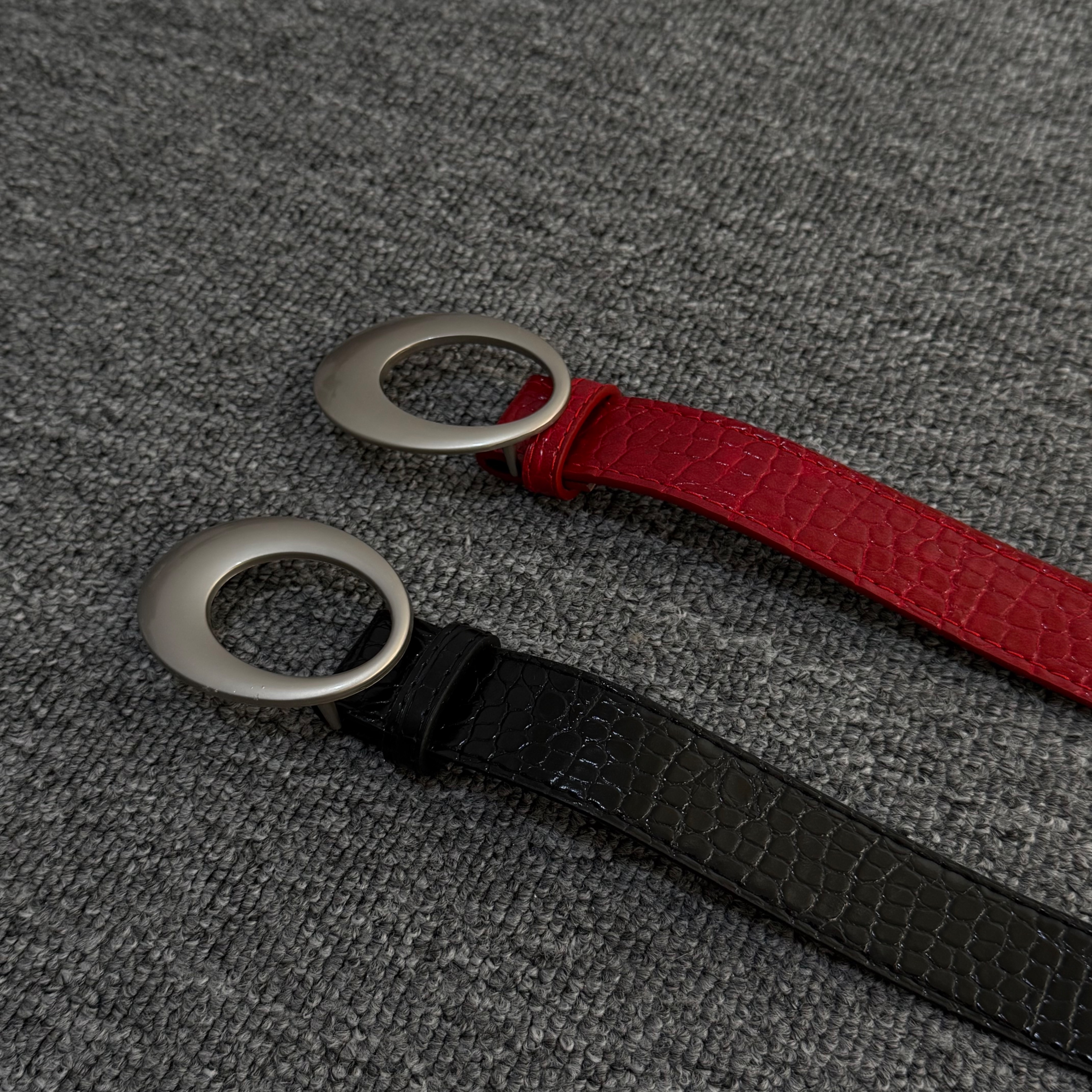 高級質感圓形扣環造型皮革皮帶