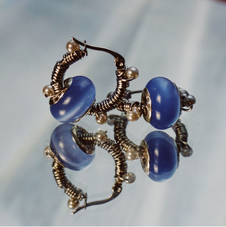 藍貓眼琉璃纏繞銀珠 不鏽鋼圈圈耳環 大耳垂 手工 耳環 飾品 復古 耳針 （單個販售）