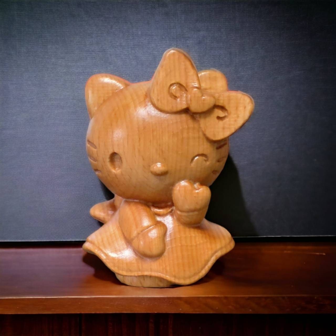 hello Kitty 實木雕刻 kitty公仔 凱蒂貓公仔 kitty模型 凱蒂模型 kt公仔 凱蒂貓擺件 三麗鷗公仔