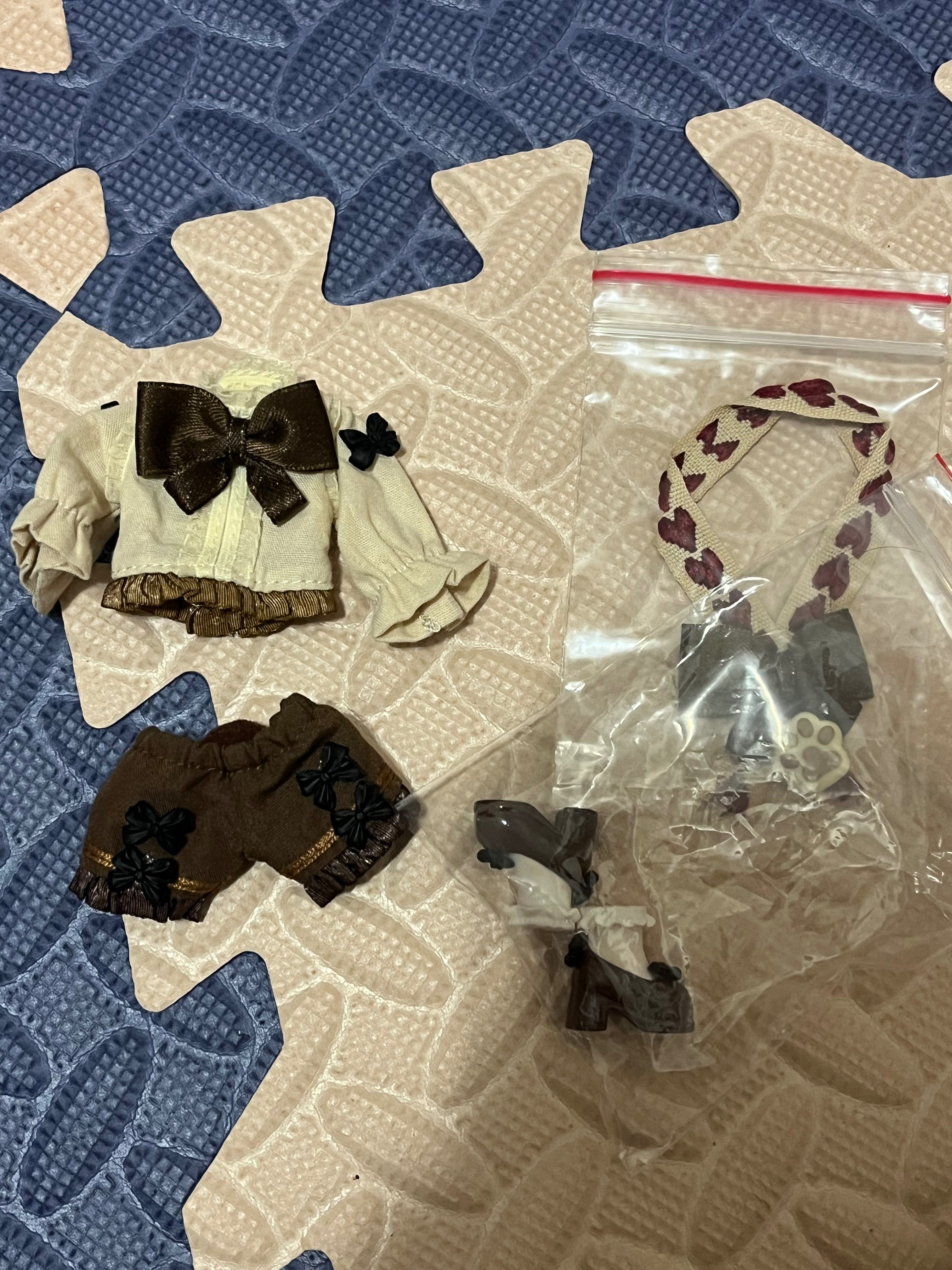 Ufdoll 茶飲12分限定吊卡衣服鞋子拆售
