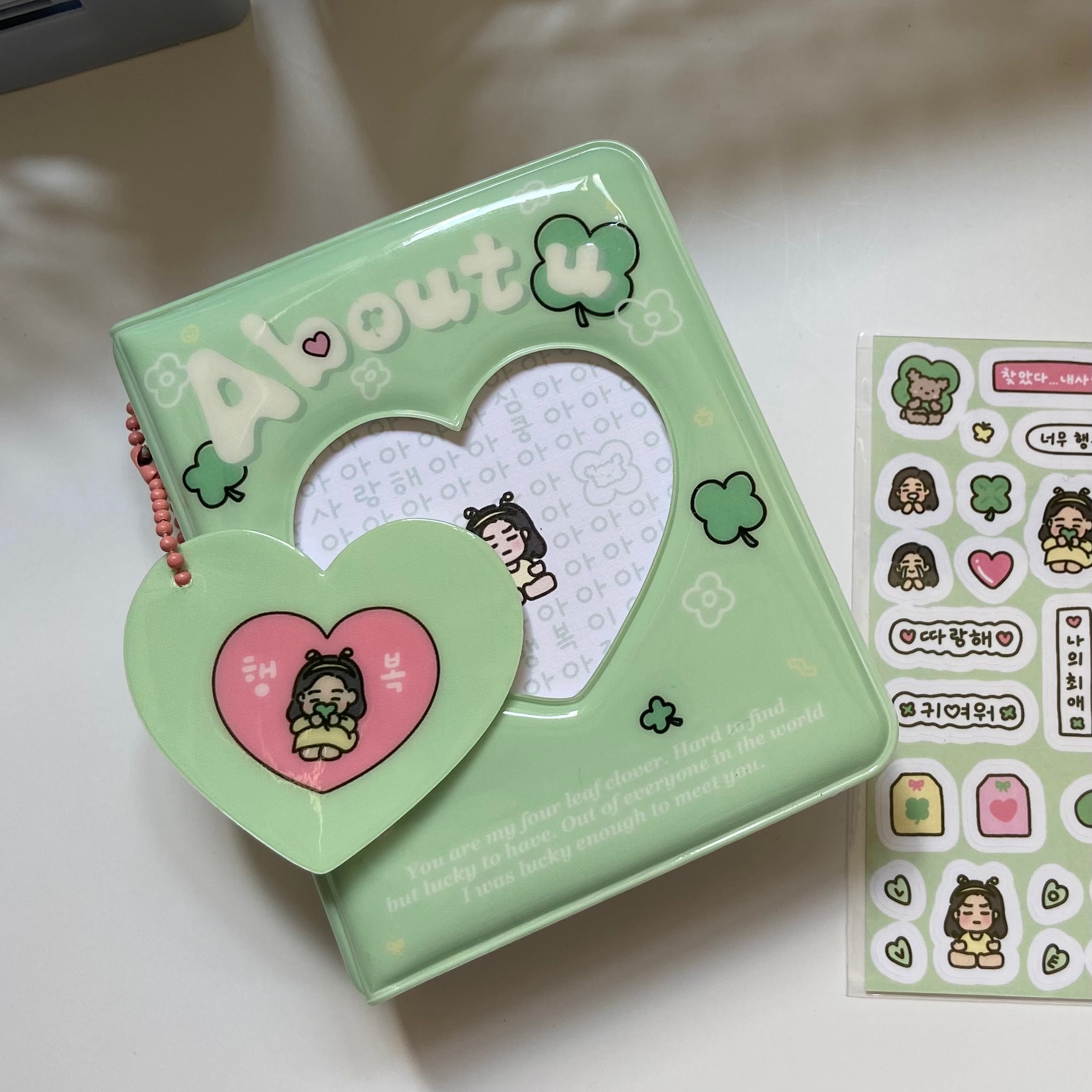 𝔸𝕓𝕠𝕦𝕥 𝕦 小卡收納冊（贈封面卡＆新包裝頭卡一張）｜heehee’s