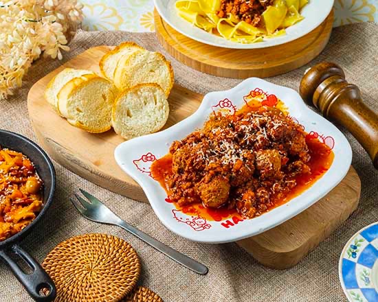 辣肉醬牛肉丸