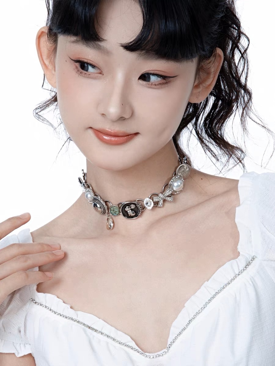 New🐚 Planktont 兔子紐扣鈦鋼水晶鎖骨鏈