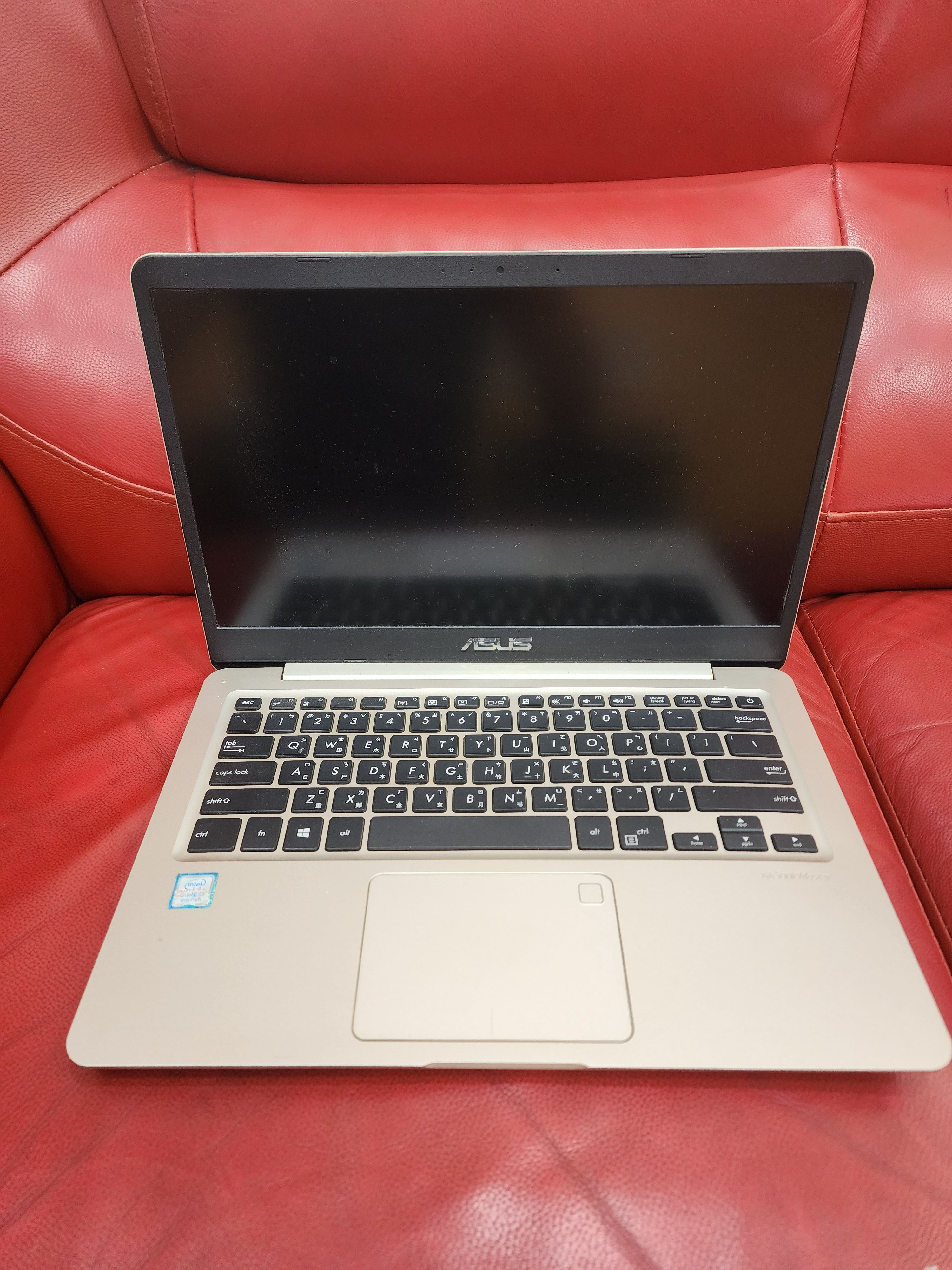 【販售零件機】Asus S410U 筆電 i5-8250U 不開機