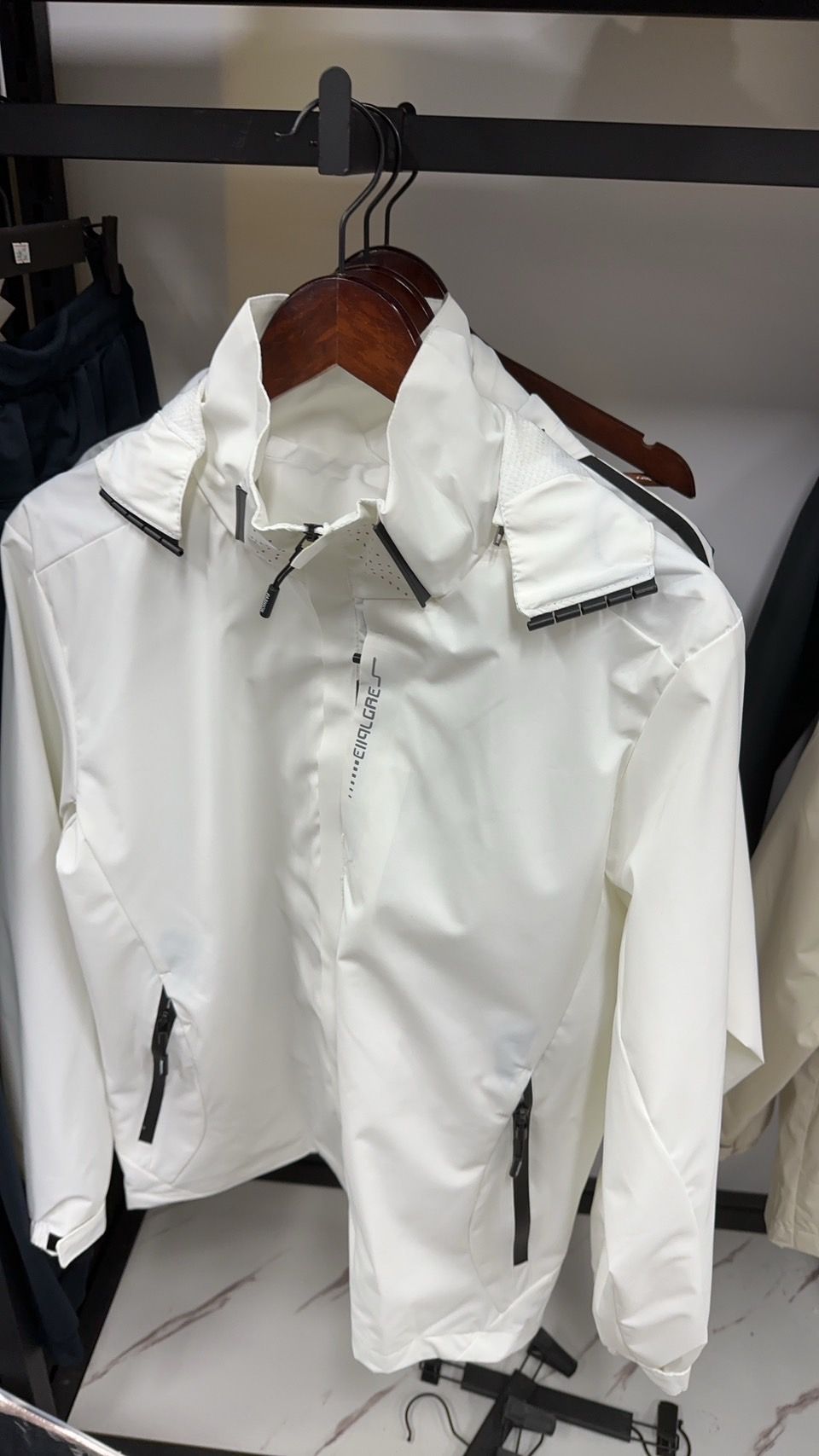 ✨黃帝超限量✨帥哥白色風衣外套