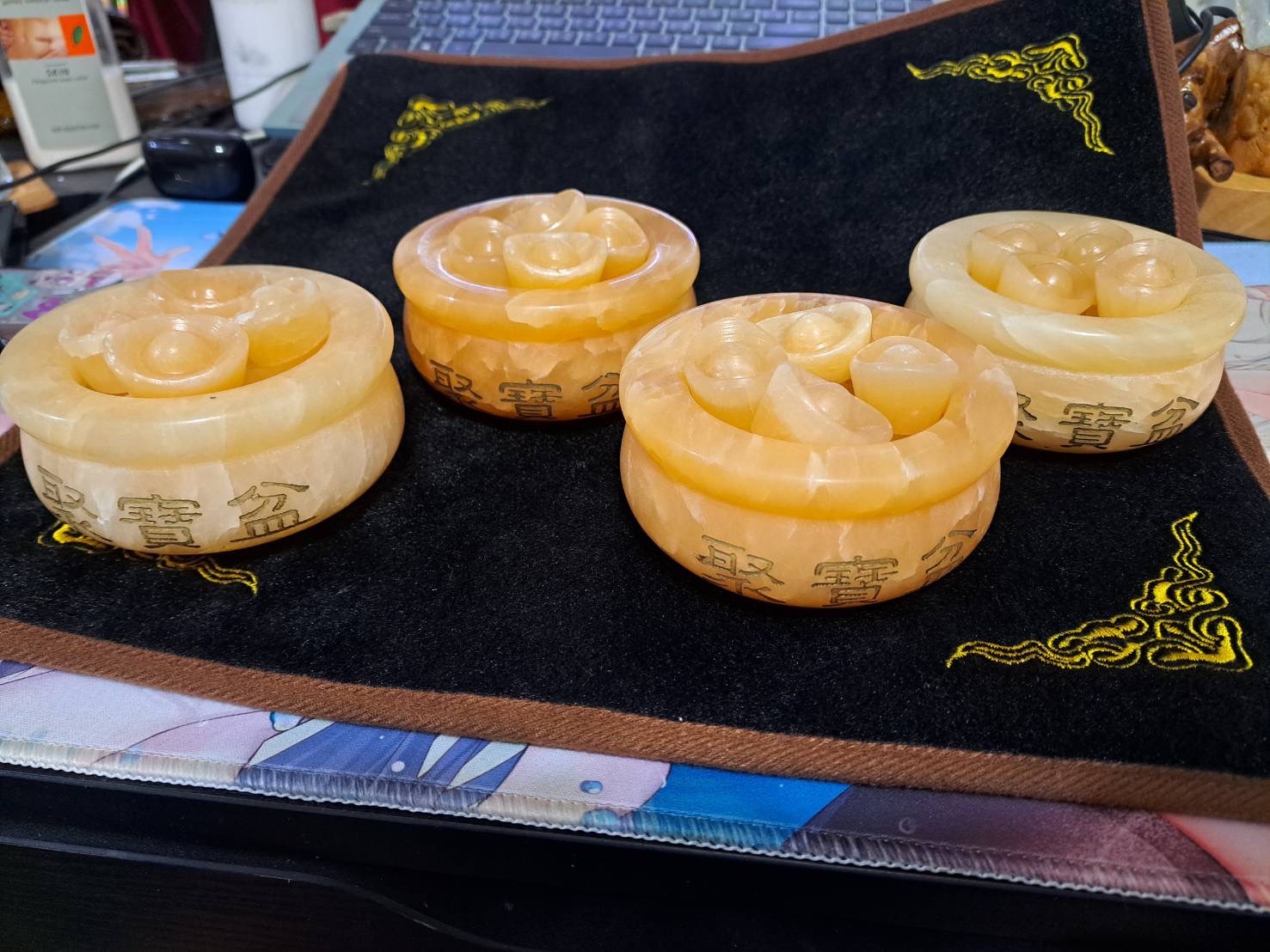 黃玉聚寶盆+8個黃玉元寶