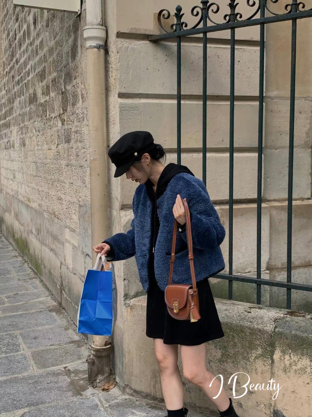 I Beauty 🇰🇷韓國東大門代購 復古 秋冬 滾邊 毛絨絨 保暖 圓領 小夾克 短外套