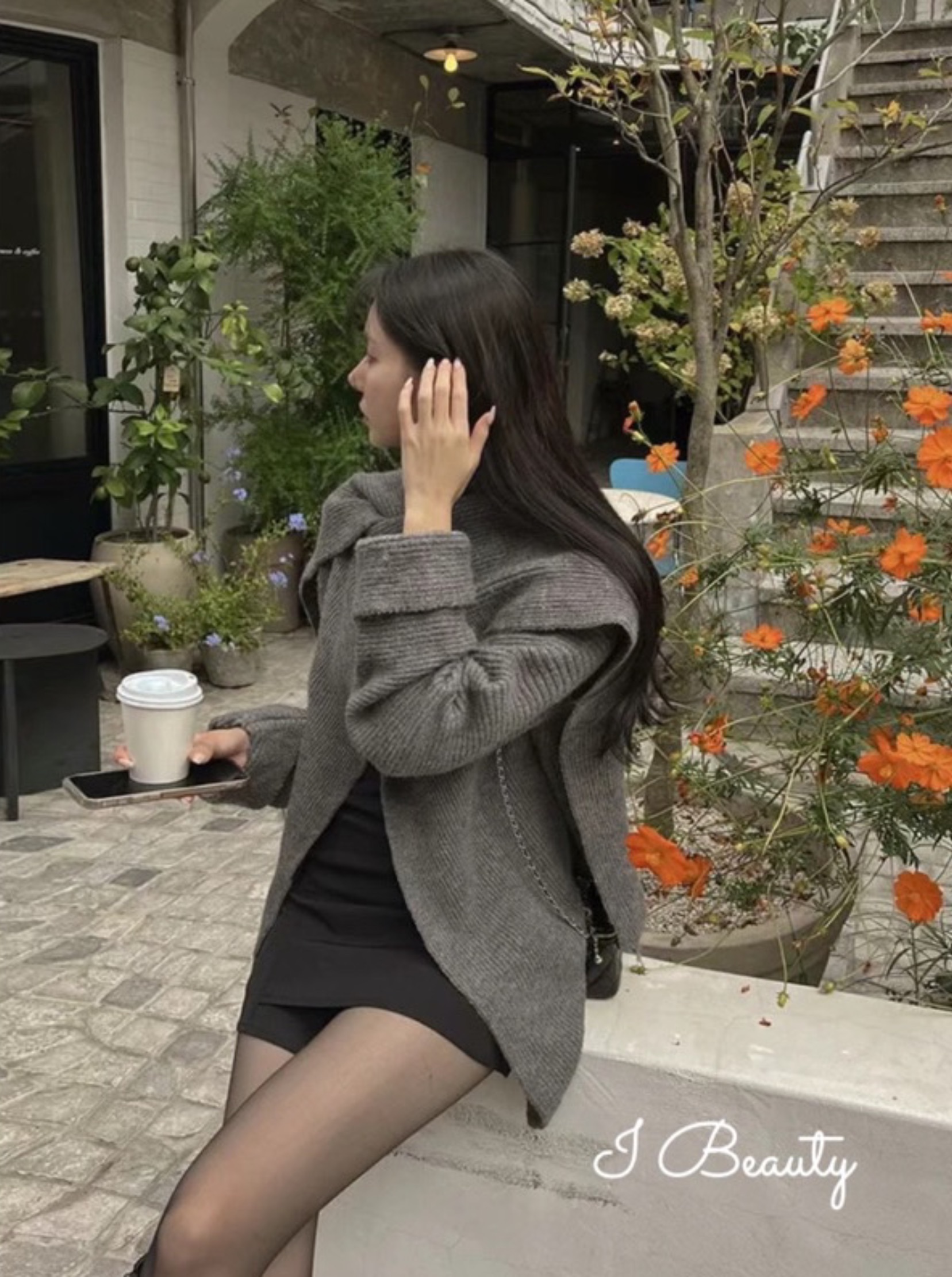 I Beauty 🇰🇷韓國東大門代購 氣質小姊姊～ 高級感不規則 斗蓬 披肩 設計感 針織衫 外搭外套