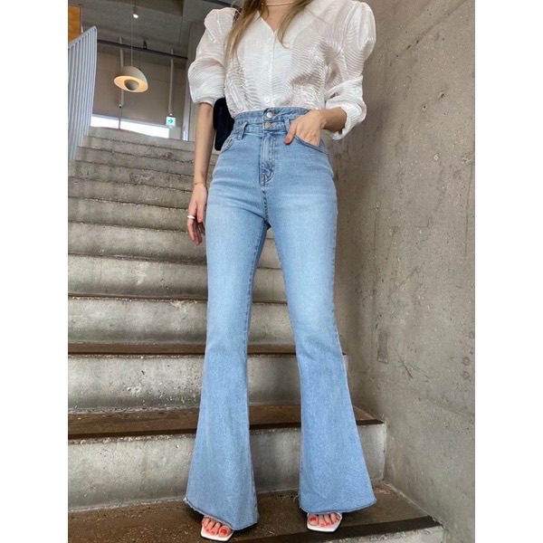 I Beauty 🇰🇷韓國東大門代購 plum 金髮歐膩/芭比歐膩家 雙釦 喇叭褲型 牛仔褲