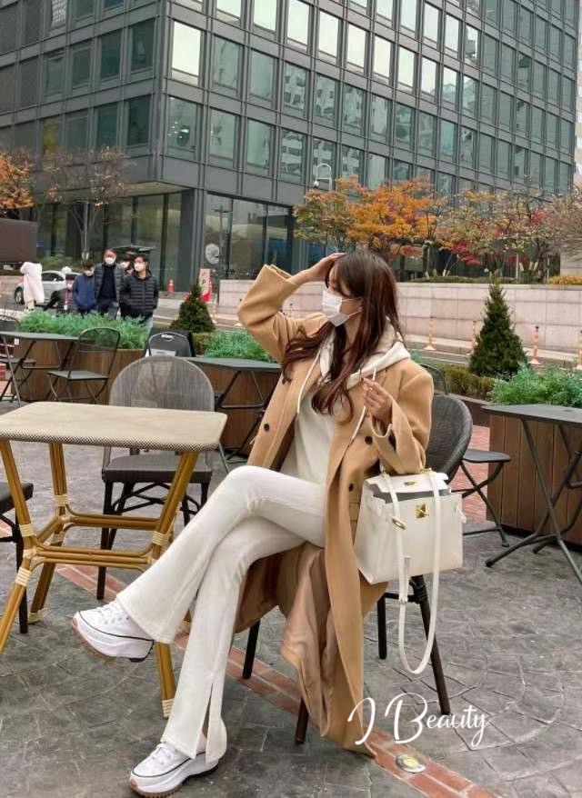 I Beauty 🇰🇷韓國東大門代購 韓國炸街 日常也要美美的～ 連帽螺紋衛衣 開叉長褲 兩件套