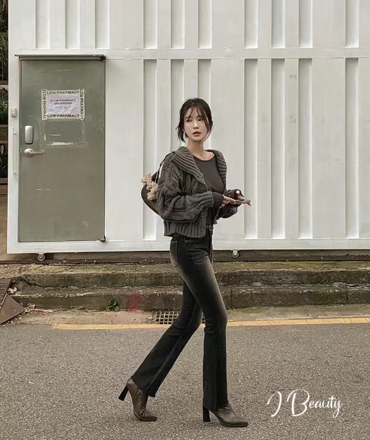 I Beauty🇰🇷韓國東大門代購 版型好~~修身百搭磨白毛邊牛仔長褲