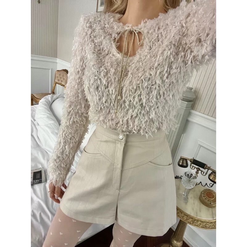 I Beauty 🇰🇷韓國東大門代購 復古時髦 不容易撞衫 毛茸茸 鏤空 長袖上衣