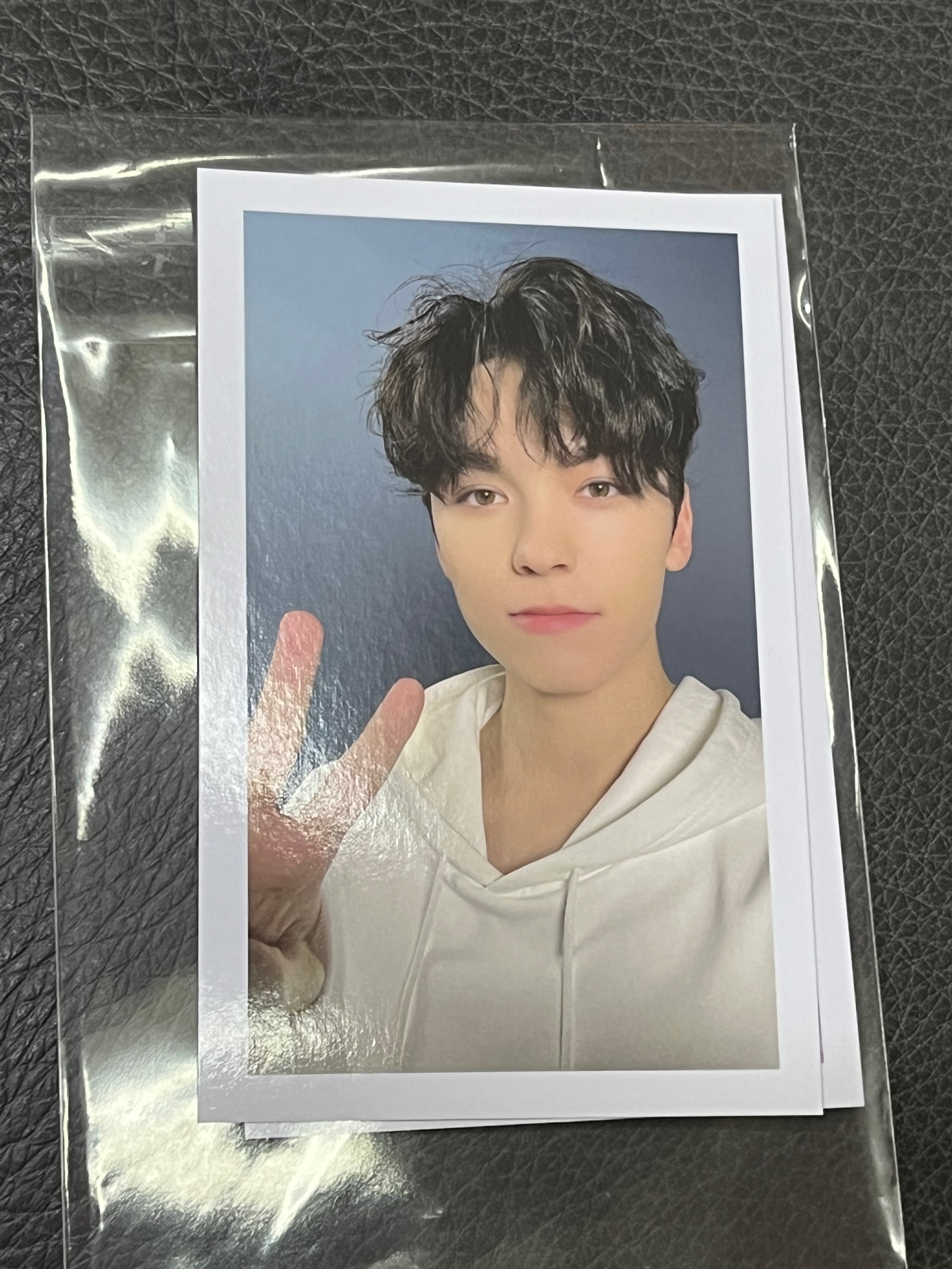 SVT 23克拉島 Vernon 外套小卡