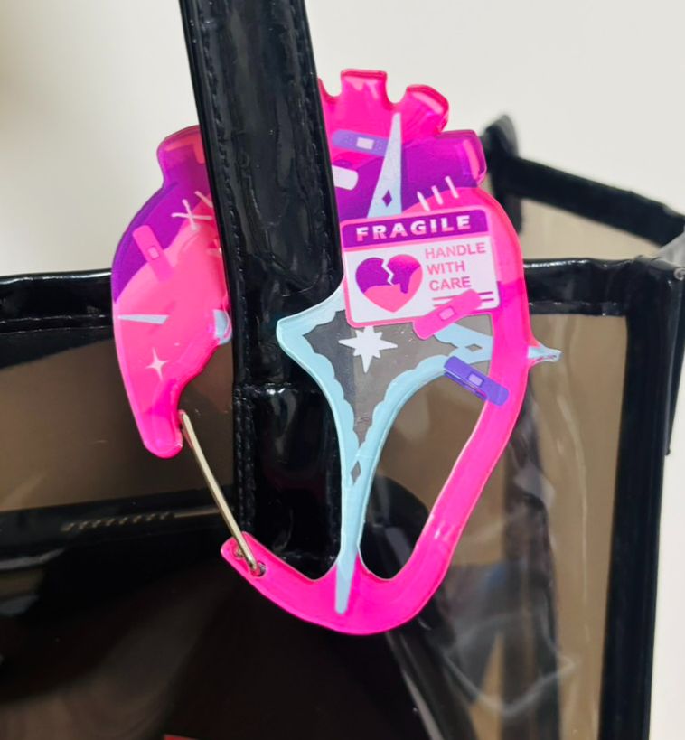 原創-心臟登山扣（至頂有預購表單，開到1/11）