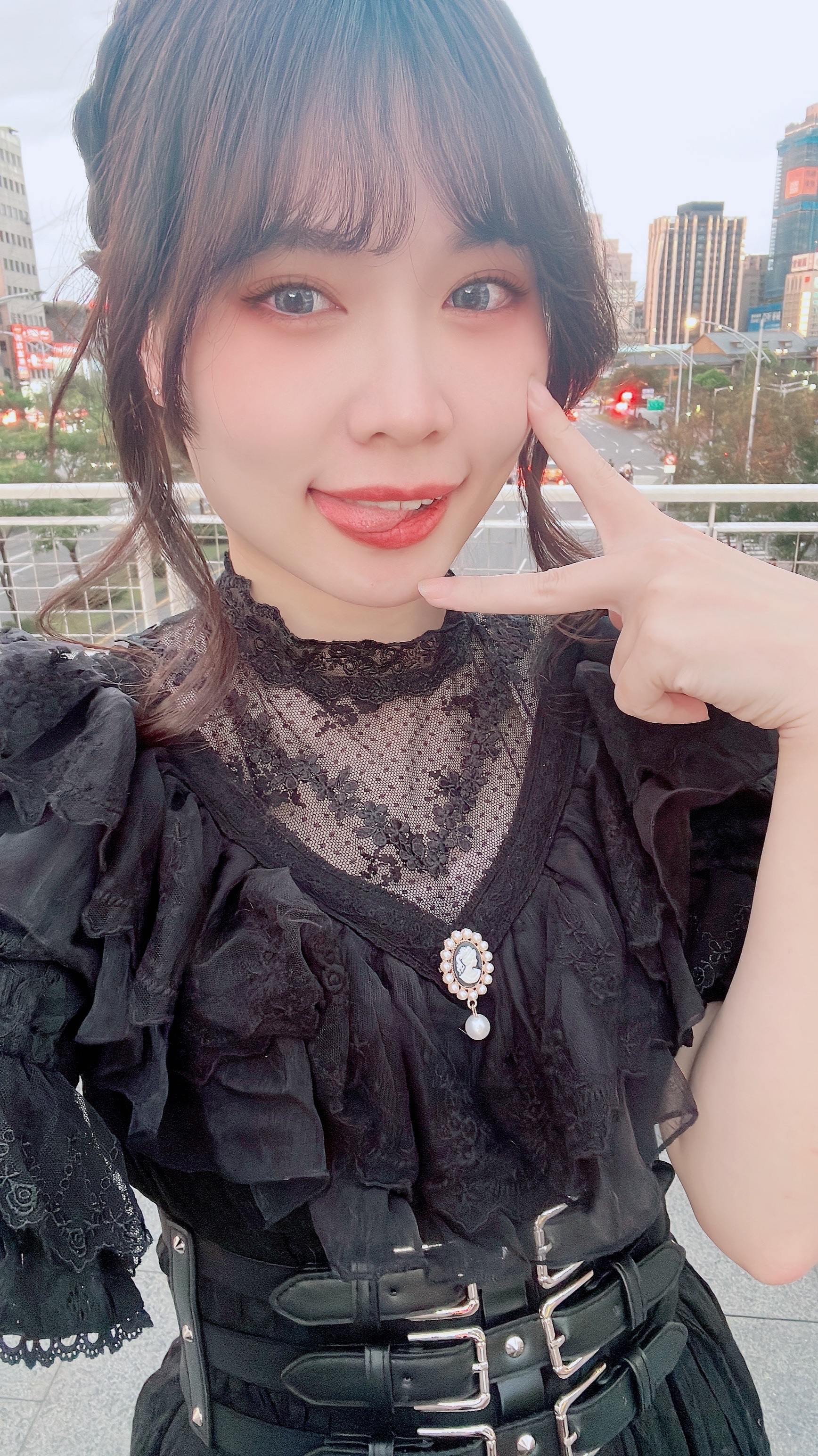 ゆな隨機拍（隨機掉落手機裡有的照片，可以許願類型or服裝）
