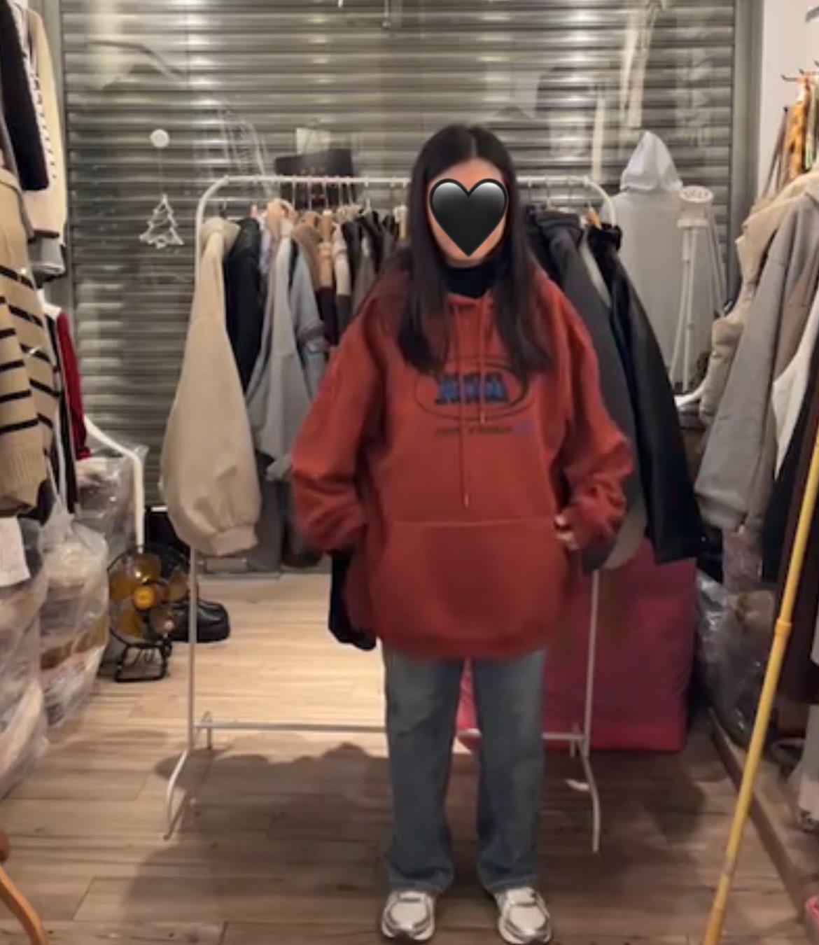 英文字寬鬆刷絨帽T