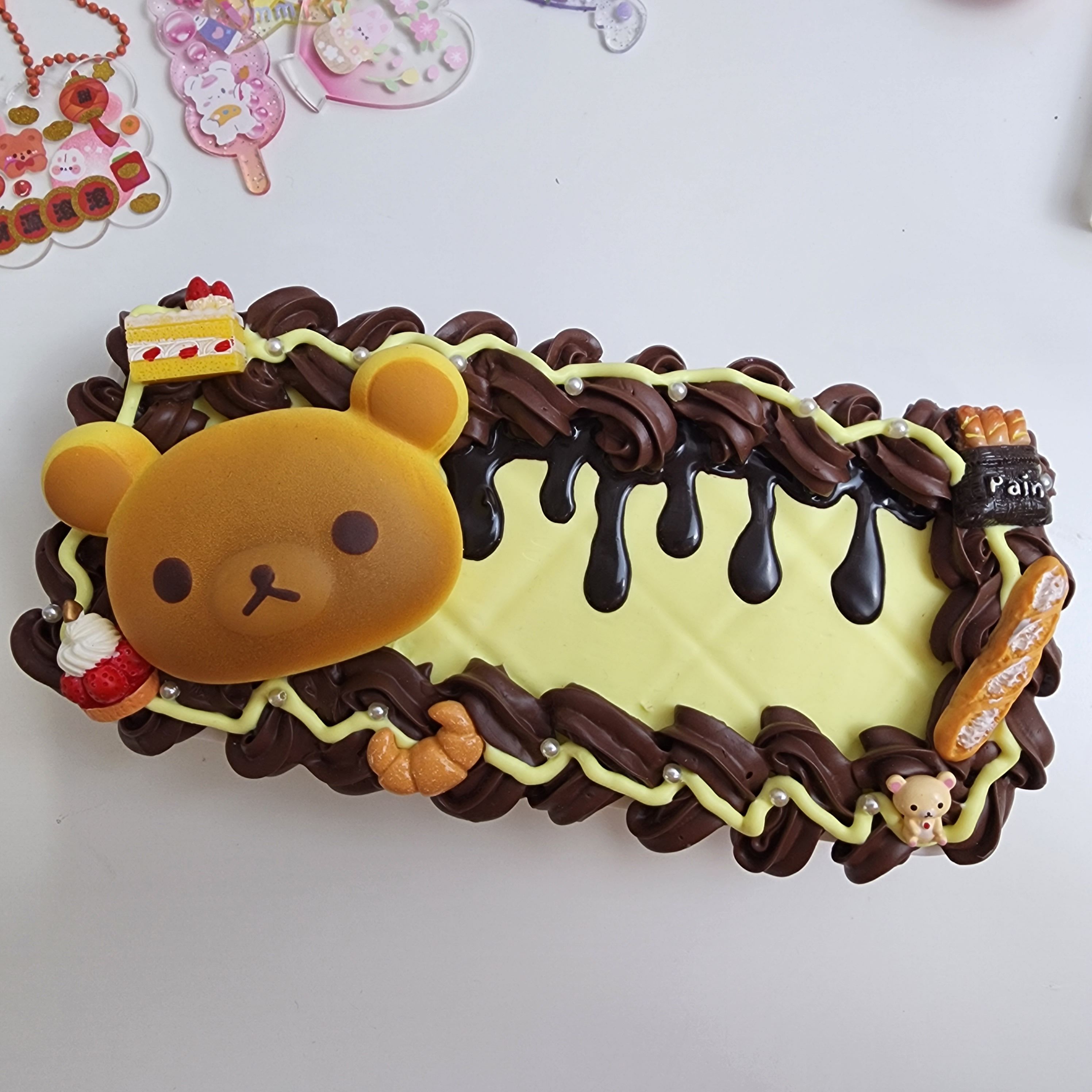 奶油膠鉛筆盒成品，拉拉熊麵包造型