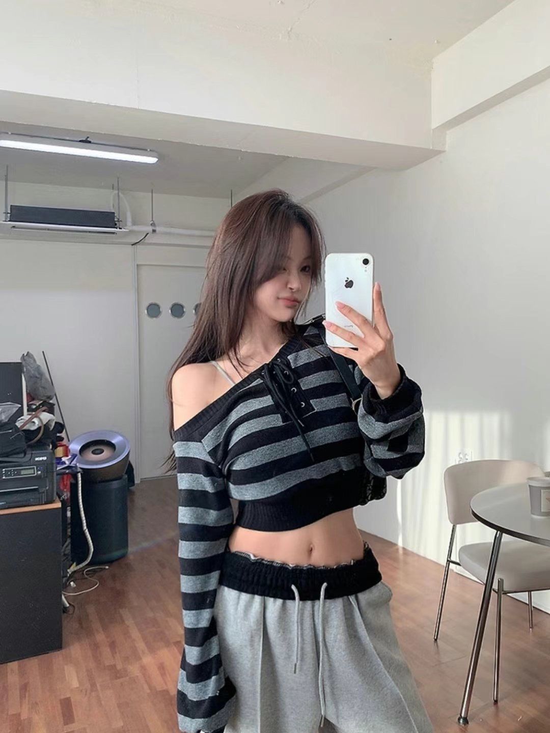 A06 Made in Korea🇰🇷爆款K-Girl Slant Crop條紋抽繩短版上衣