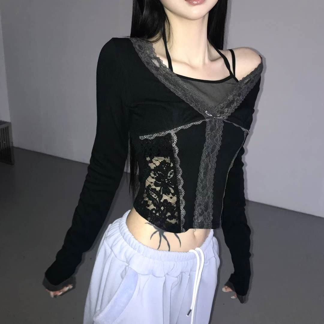 Made in Korea🇰🇷主打爆款🎀純慾天花板Secret Lace ♡ 側腰透膚蕾絲掛脖假兩件