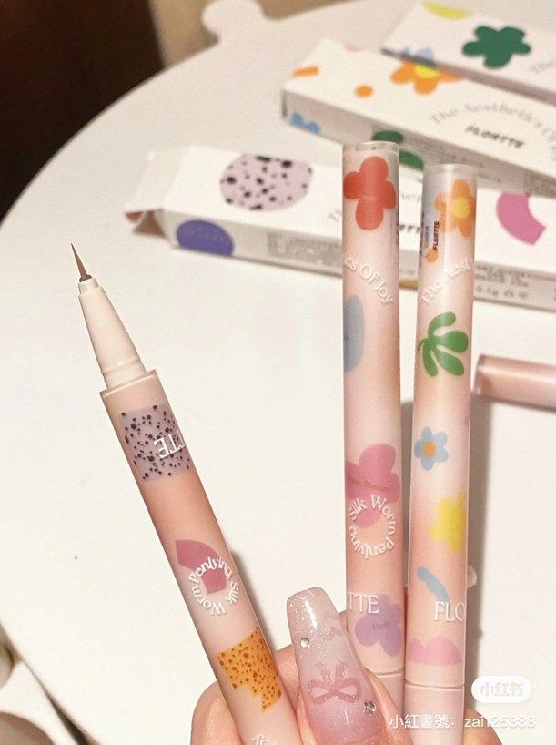 🌤Flortte 花洛莉亞大漂亮臥蠶筆
