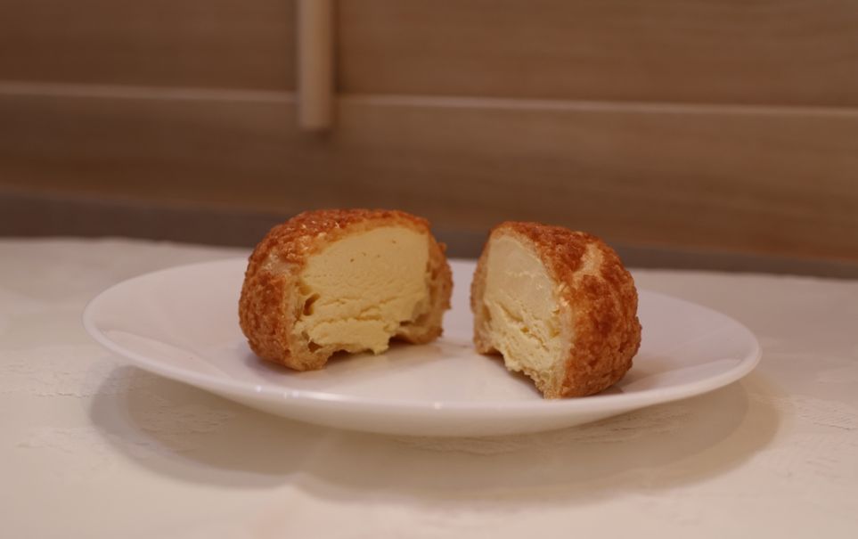 商品D : 手提盒裝泡芙 （8顆/盒/相同口味）（中箱最多可放4盒手提泡芙）
