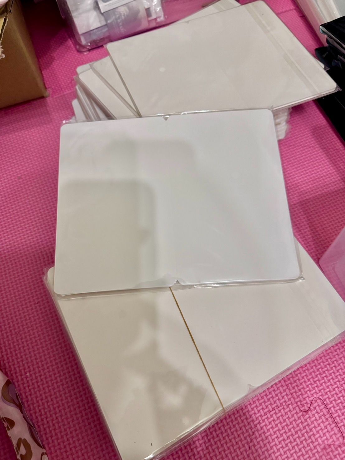 🆕新品現貨批發錯東西啦 出清!!對折紙板