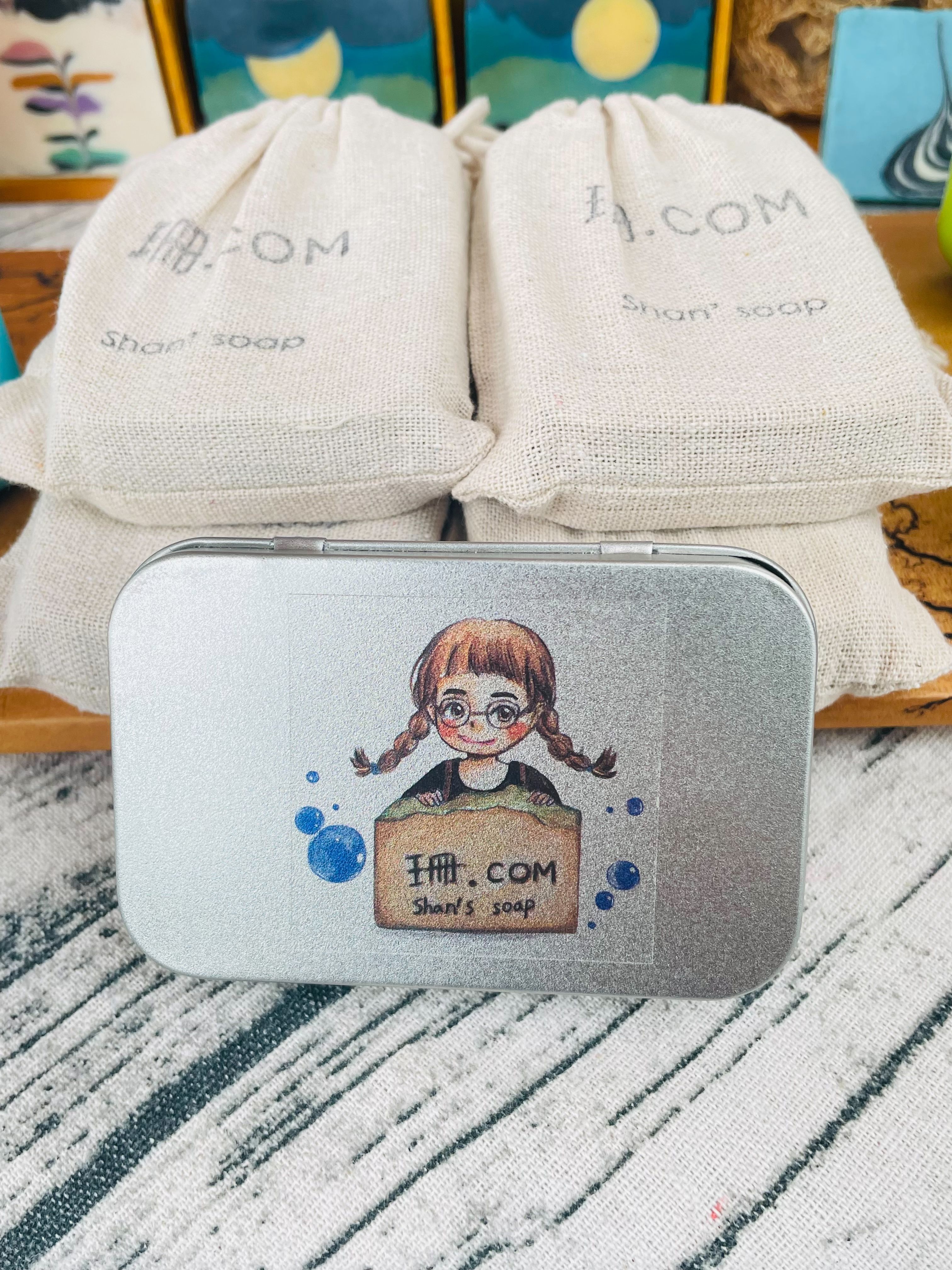 【珊.COM】彩妝刷具潔淨皂盒2.0（銀河版）