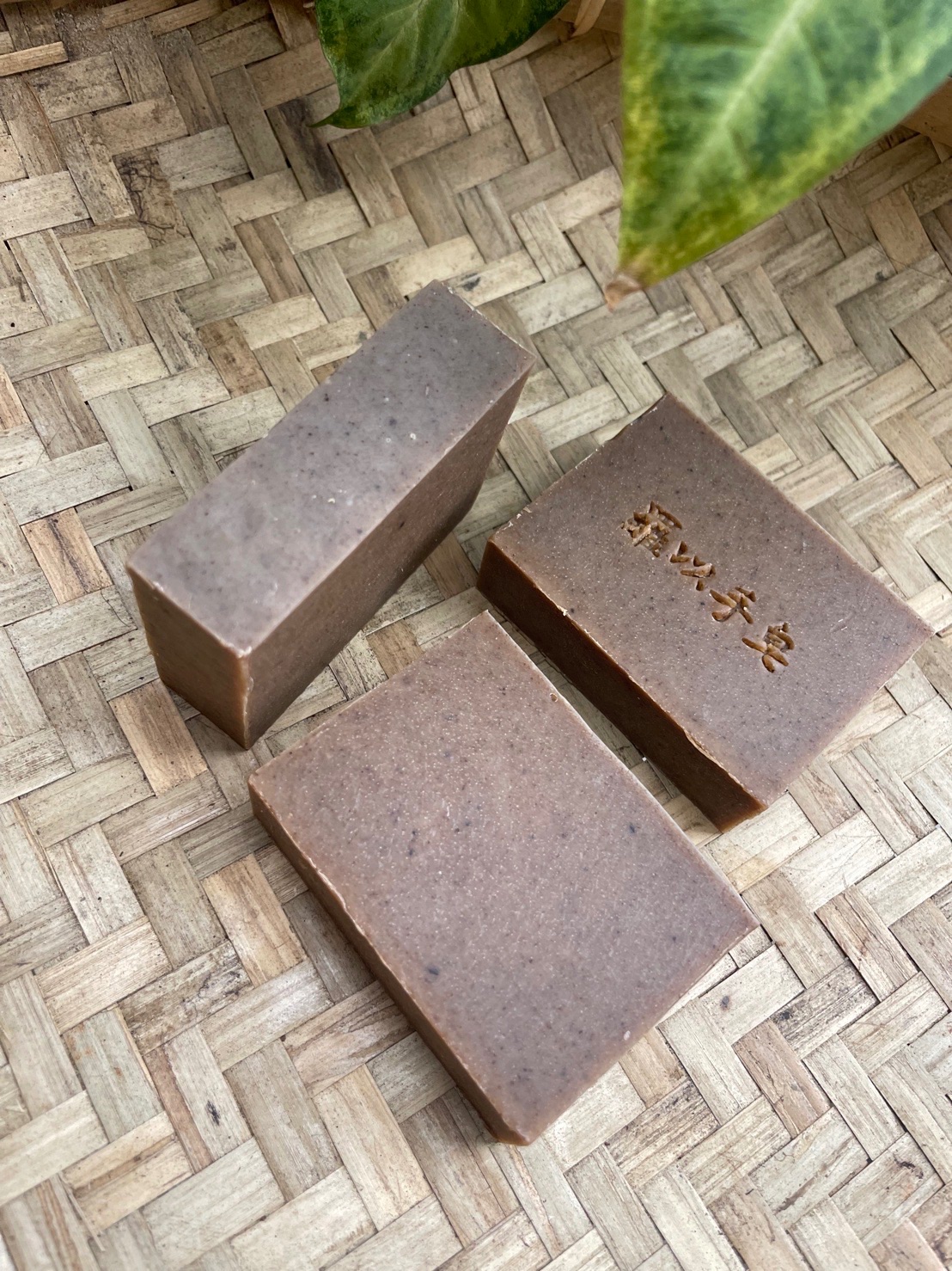 桂花蠶絲手工皂｜120g+-10｜1140622製