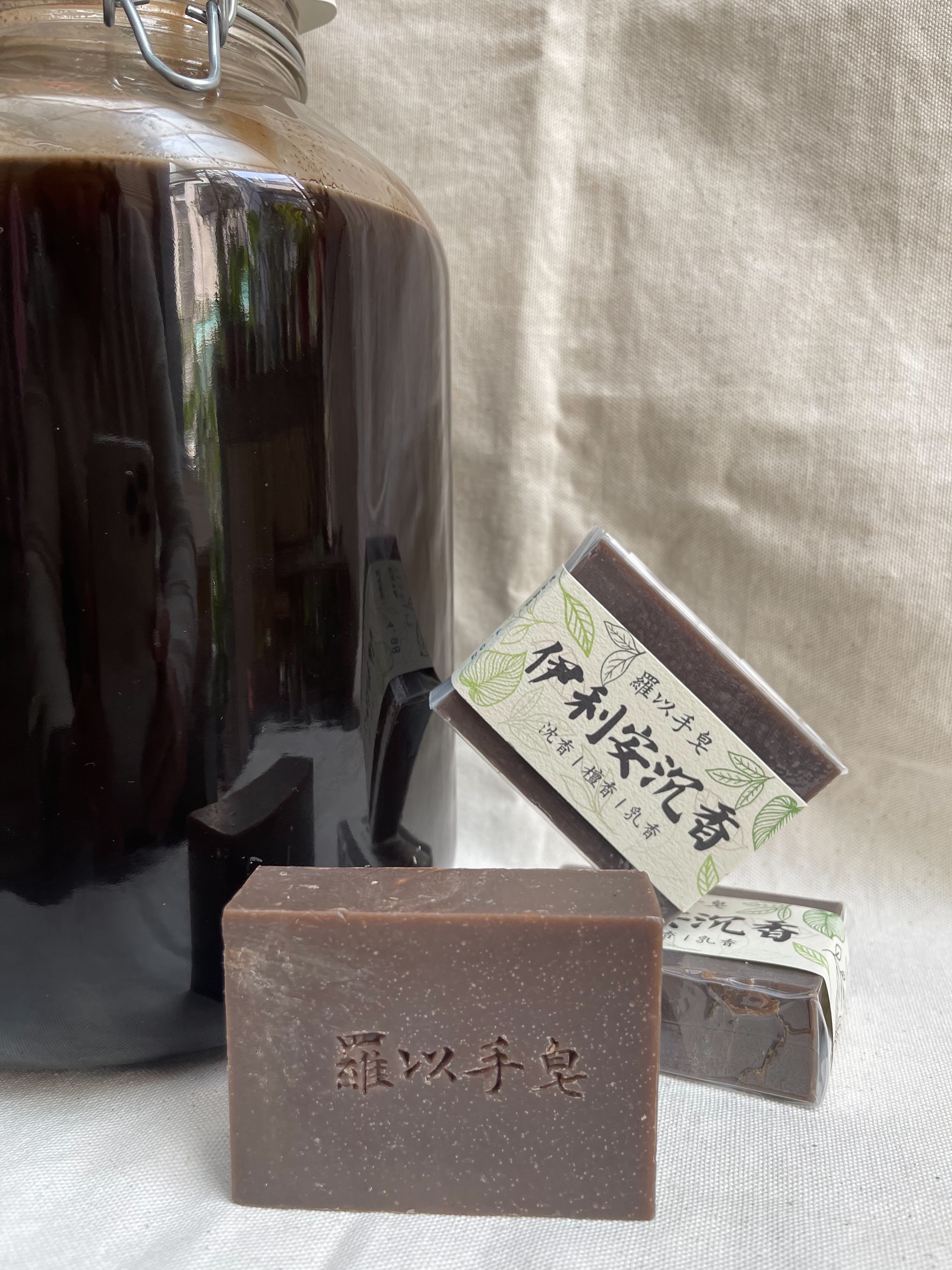 伊利安沈香皂 ｜120g ± 10｜1150112製