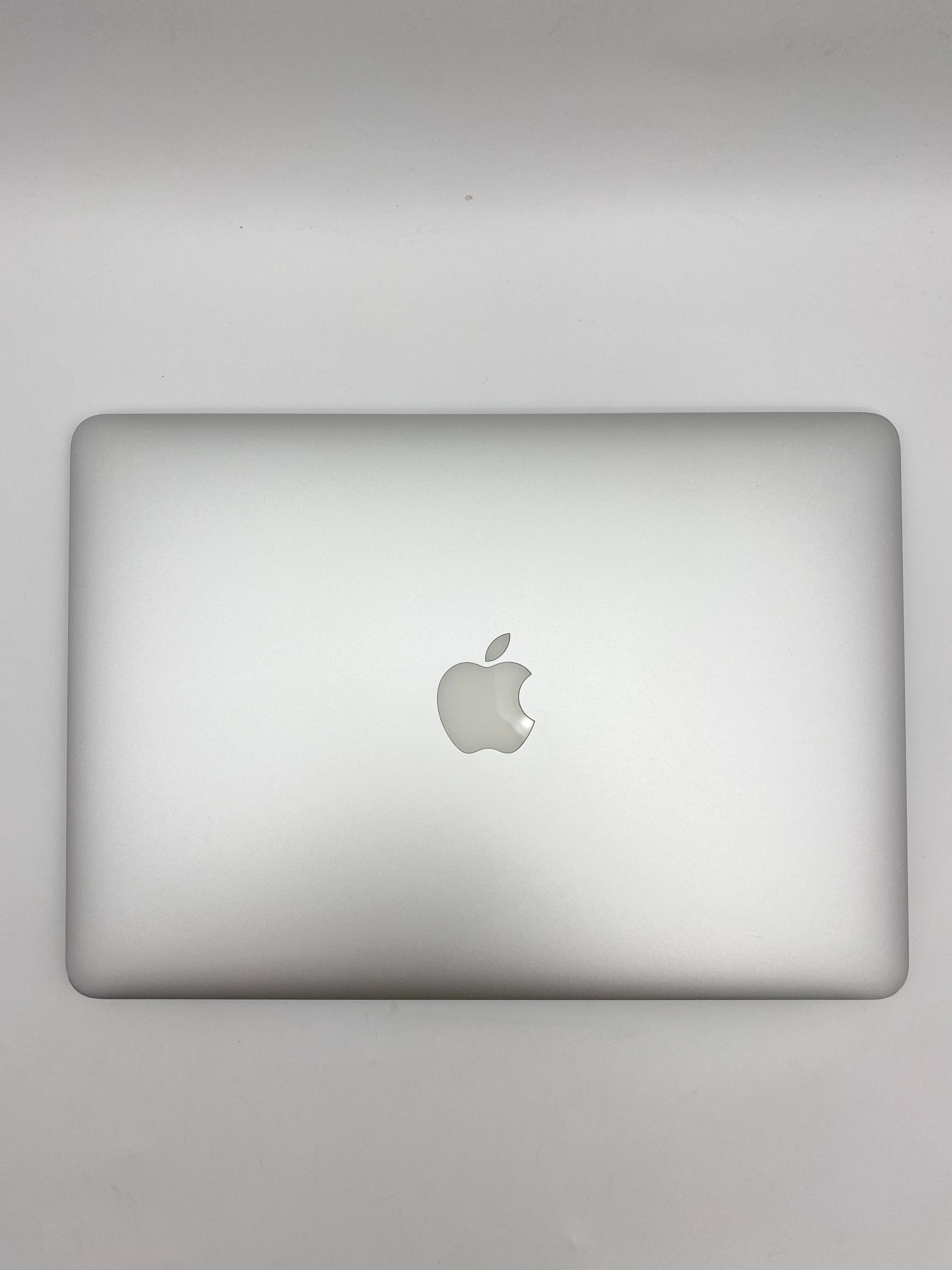 MacBook Air 13＂ Mid 2013 [Core i5-1.3 GHz]