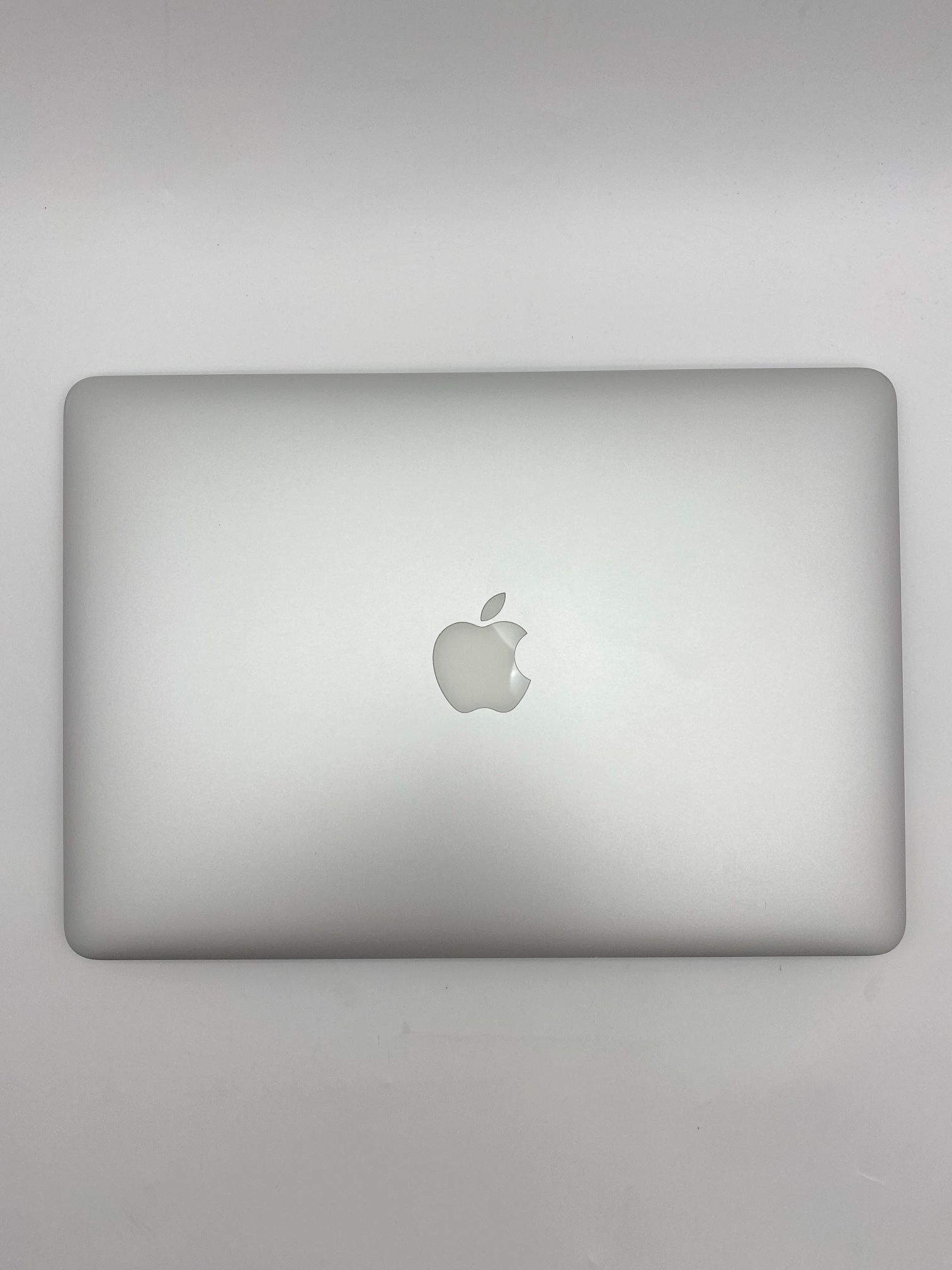 MacBook Air 13＂ Mid 2013 [Core i5-1.3 GHz]